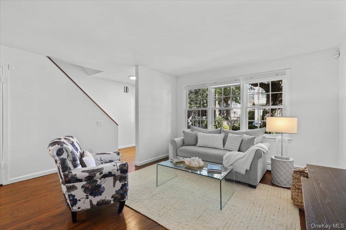 9 Oakwood Avenue – For Sale photo 6