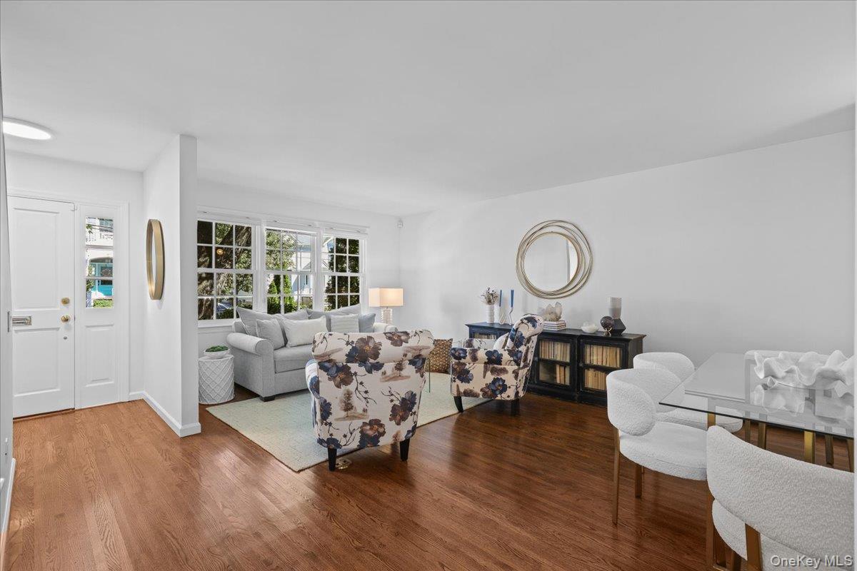 9 Oakwood Avenue – For Sale photo 5