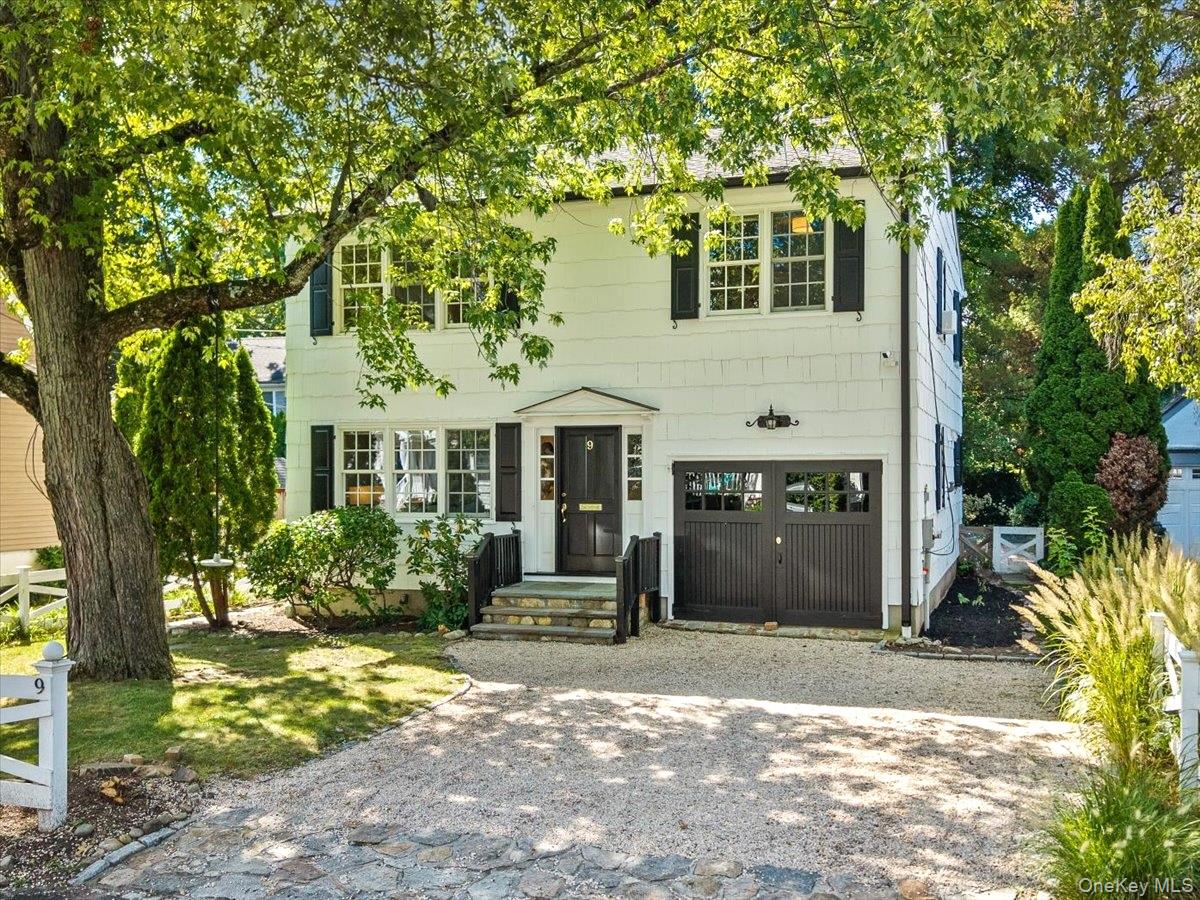 9 Oakwood Avenue – For Sale