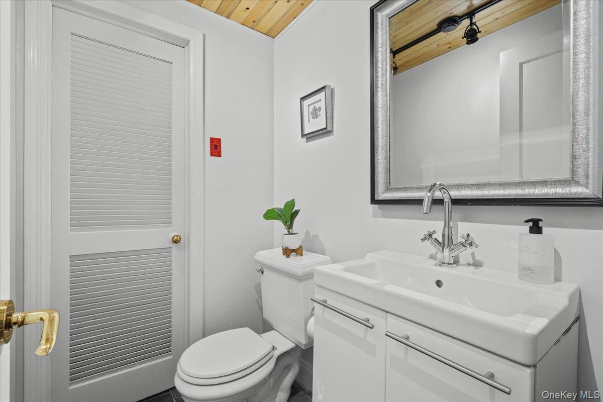 9 Oakwood Avenue – For Sale photo 17