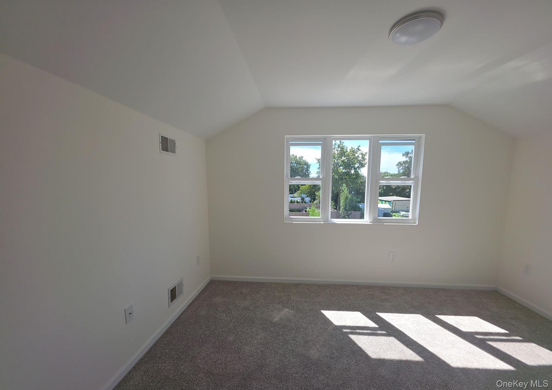 7306 Amboy Road – For Sale photo 11