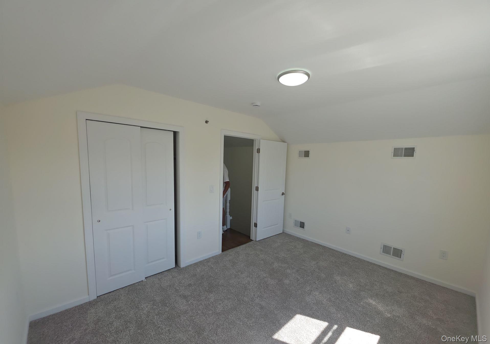 7306 Amboy Road – For Sale photo 9