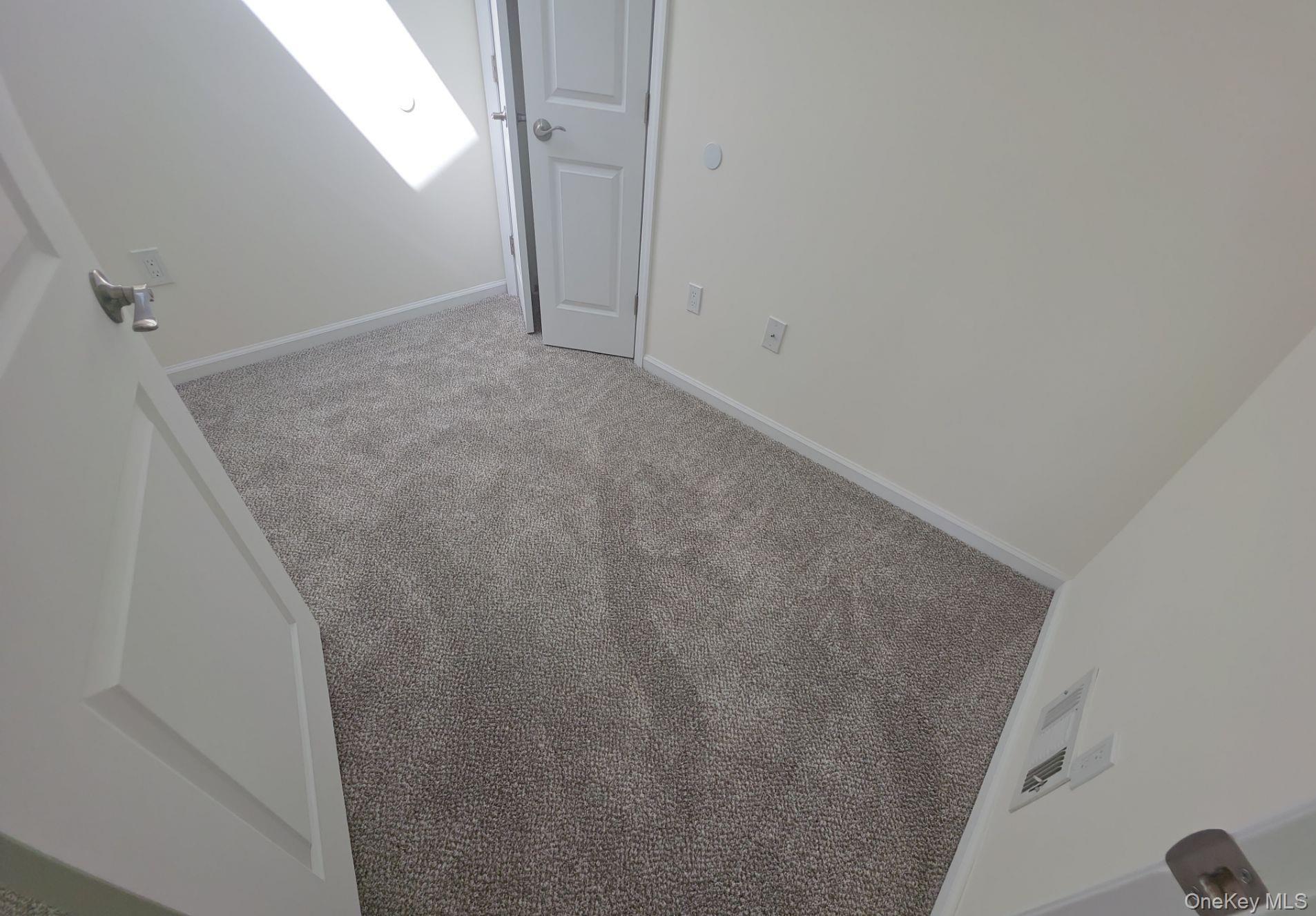 7306 Amboy Road – For Sale photo 12