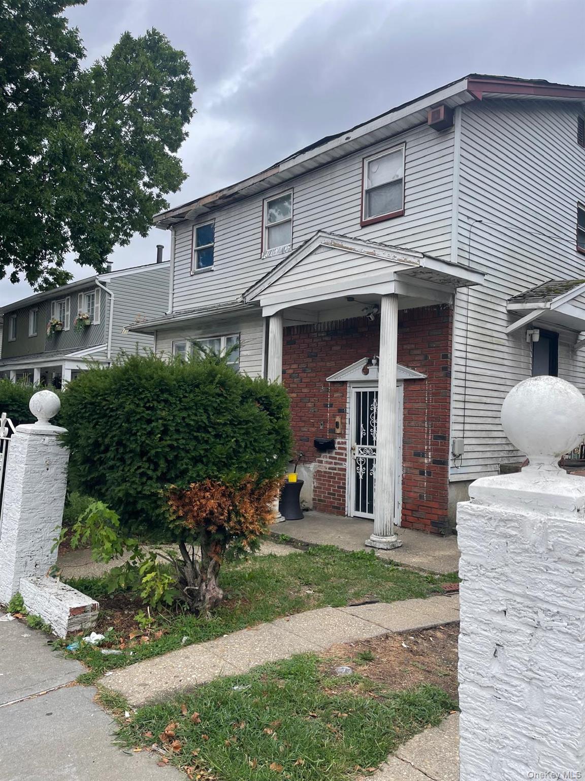 117-04 vanwyck – For Sale