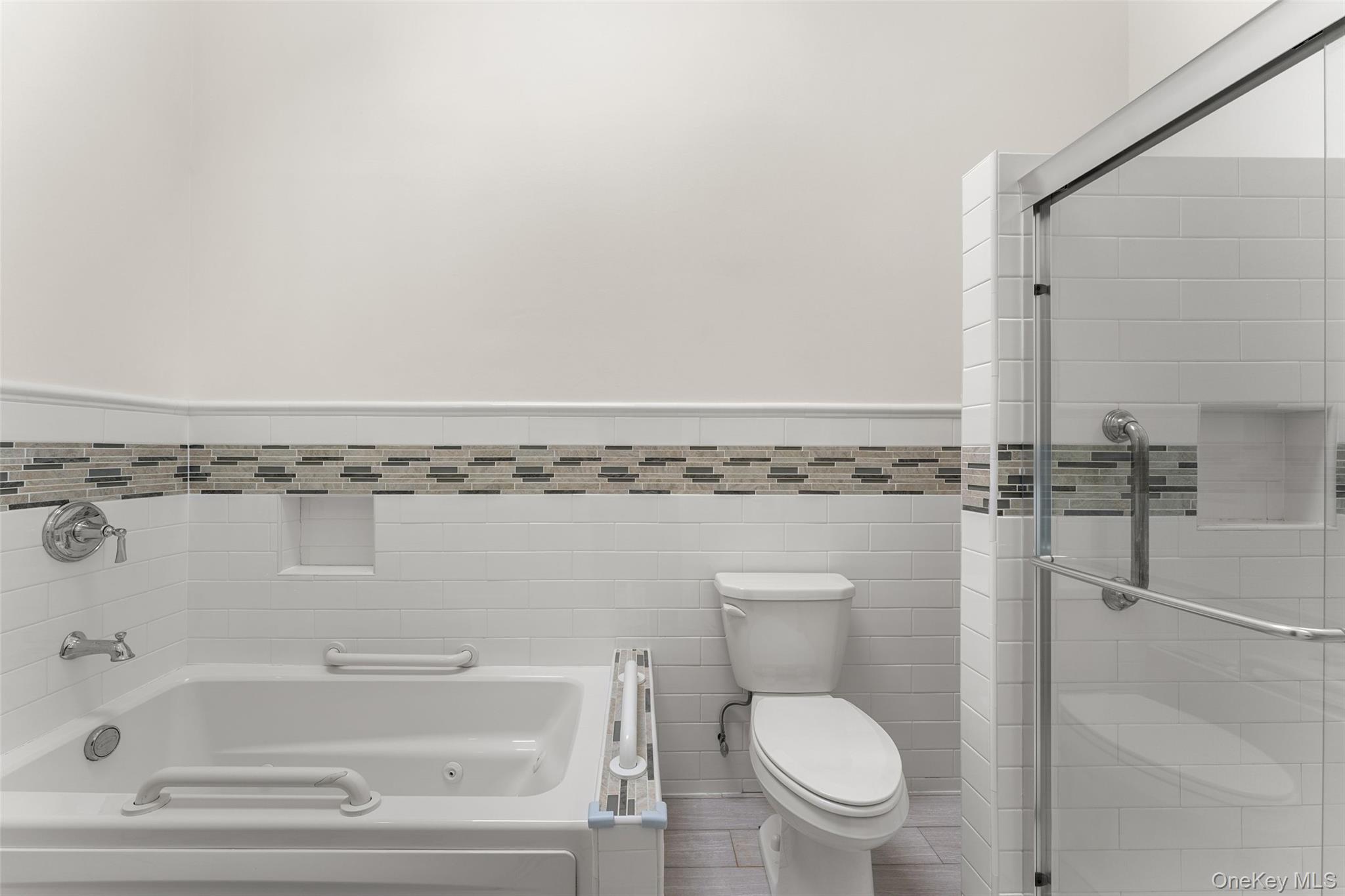 160 N Route 303, Unit 4 photo 19