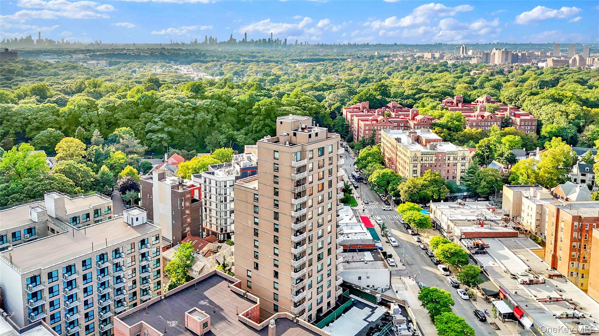 11624 Grosvenor Lane, Unit 15A photo 36