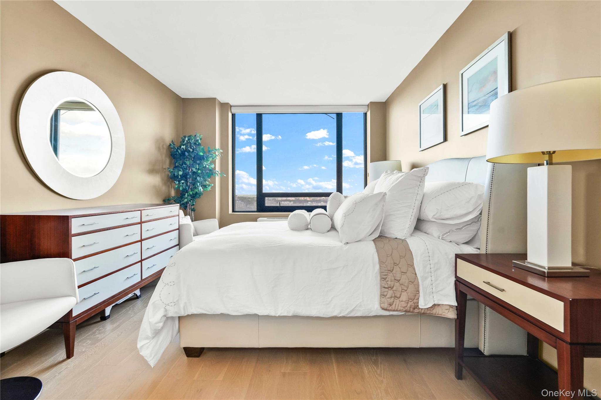 11624 Grosvenor Lane, Unit 15A photo 14