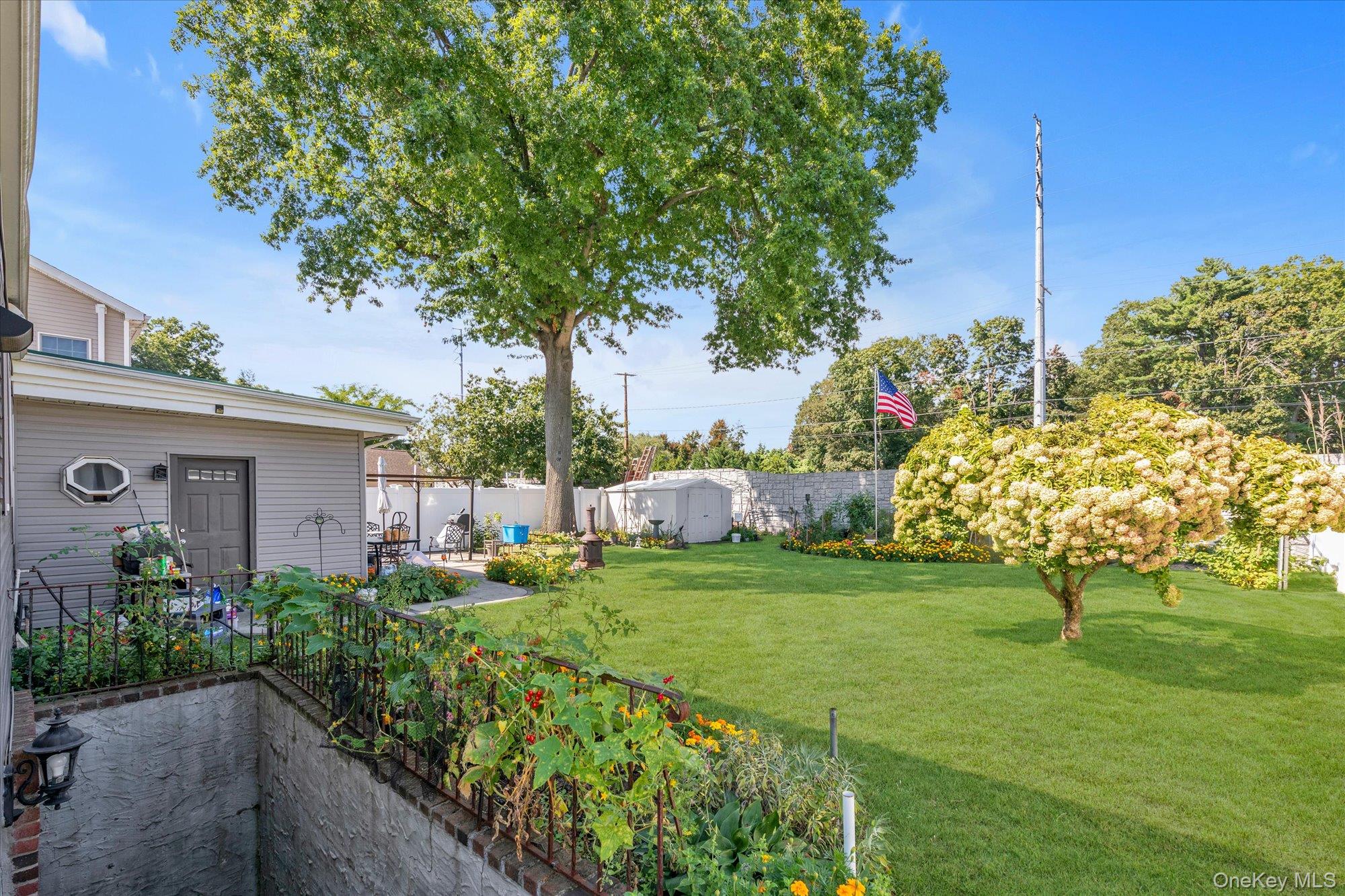15 Lexington Avenue – For Sale photo 4
