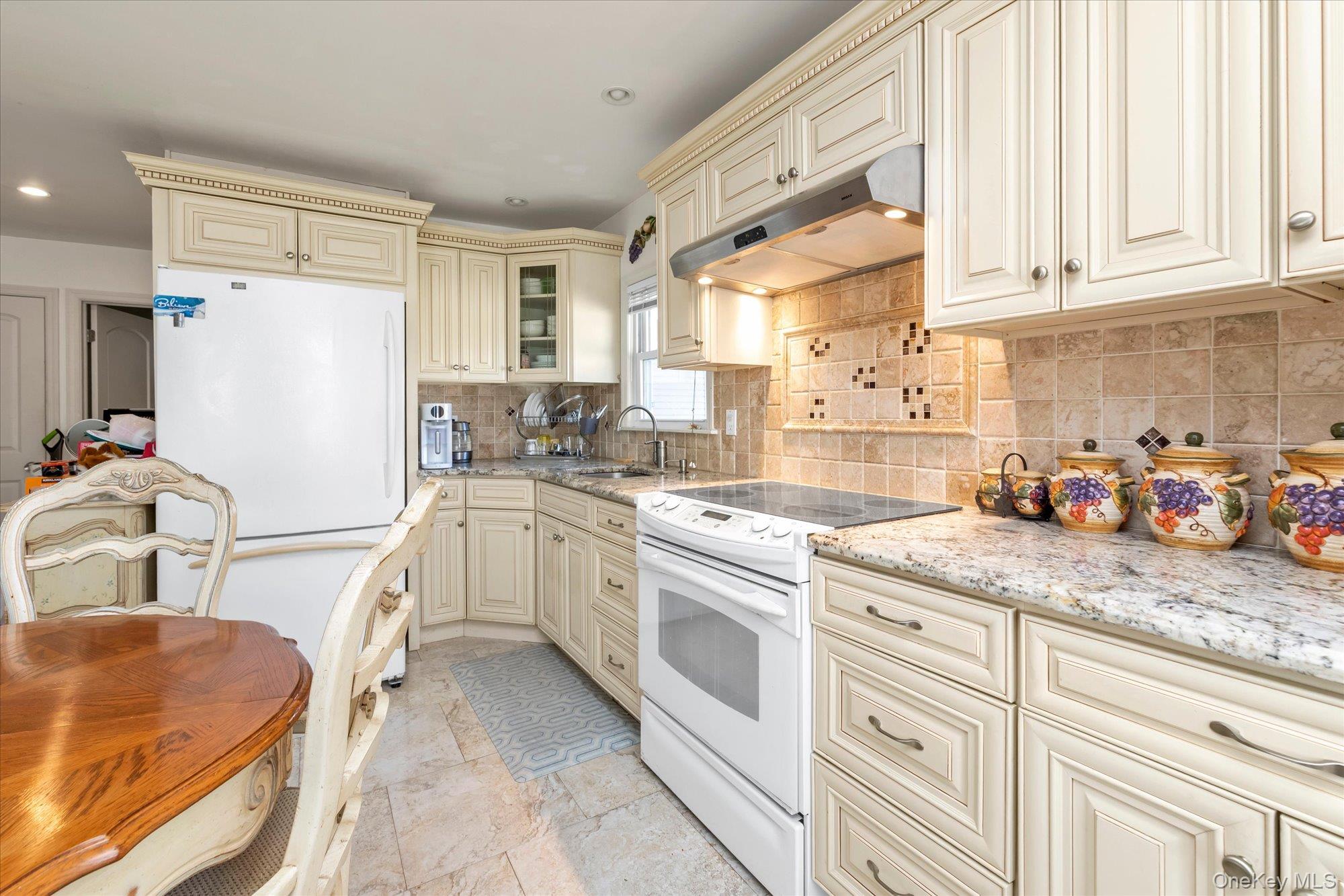 15 Lexington Avenue – For Sale photo 10