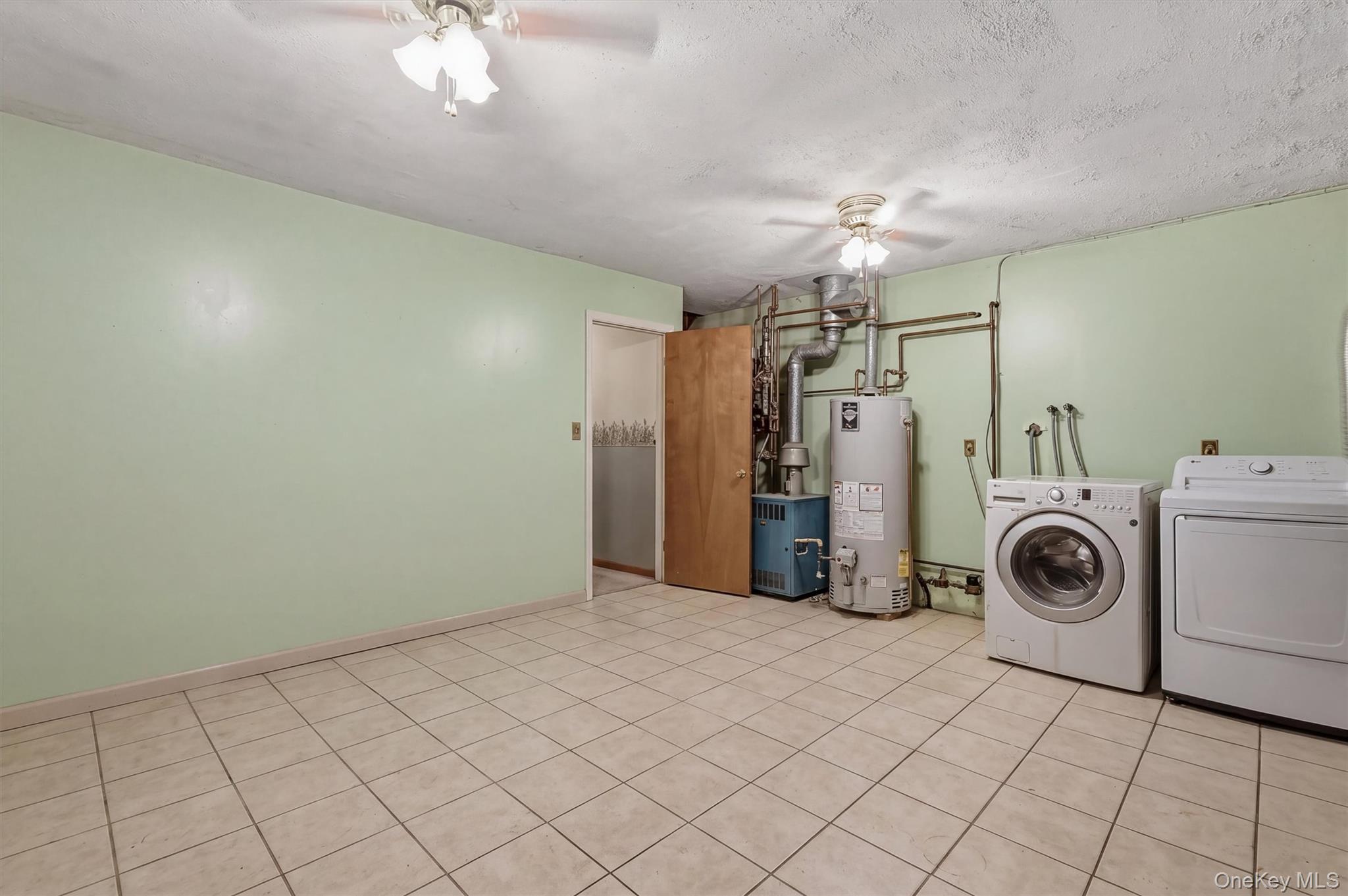 17 Pemart Avenue – For Sale photo 27