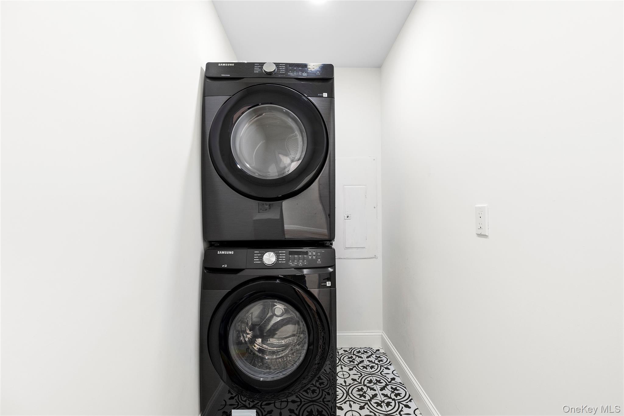 271 Adirondack Drive – For Rent photo 9