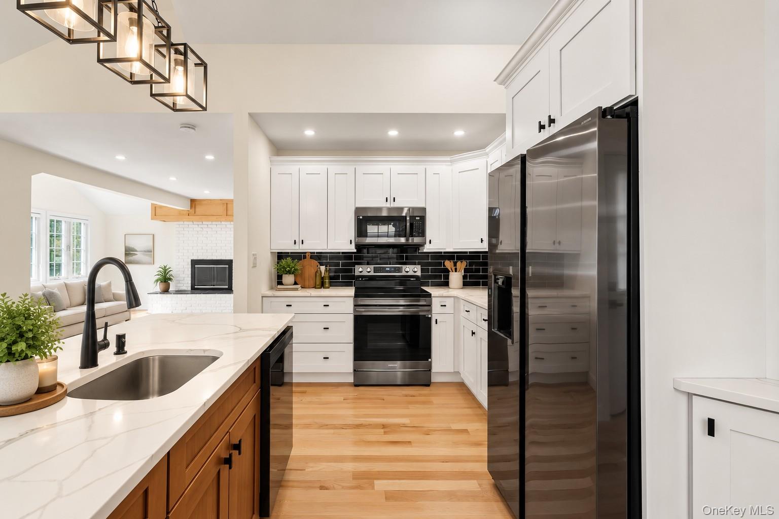 271 Adirondack Drive – For Rent photo 5