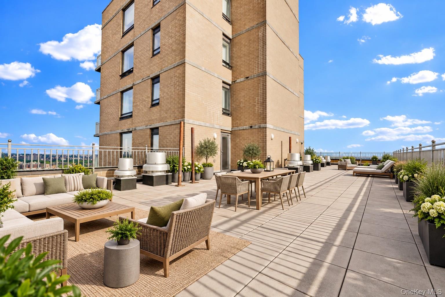 11624 Grosvenor Lane, Unit 15B photo 4