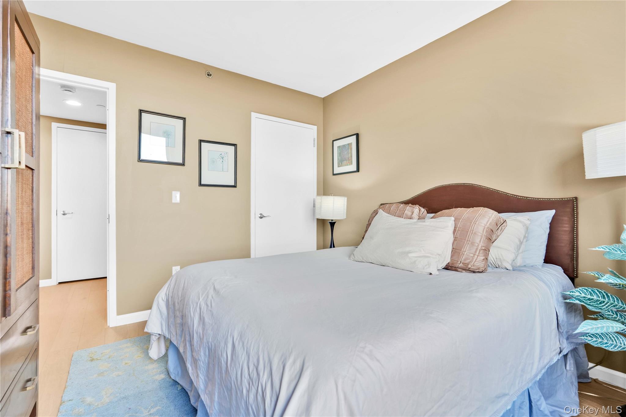 11624 Grosvenor Lane, Unit 15B photo 15
