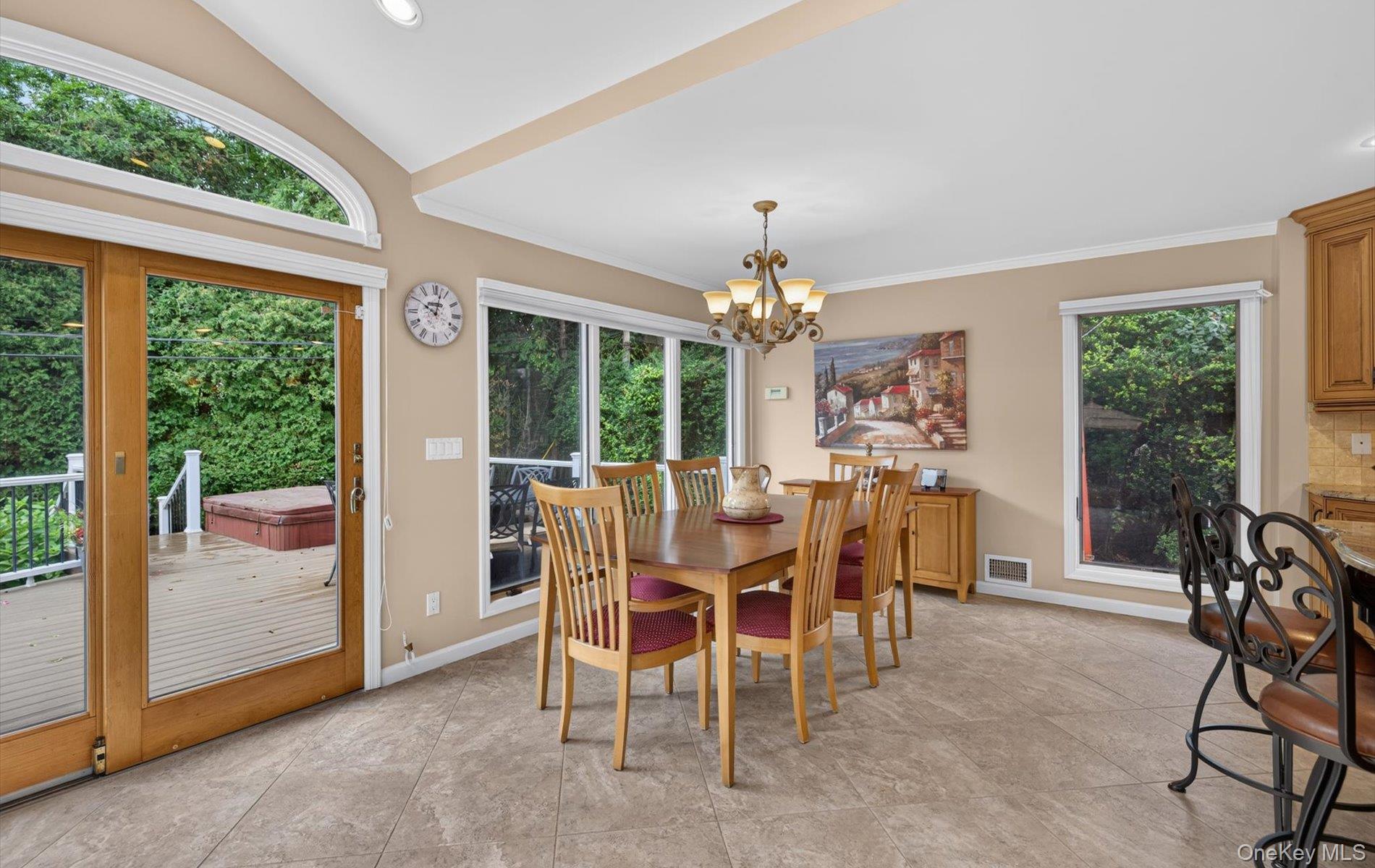 33 Phipps Lane – For Sale photo 15