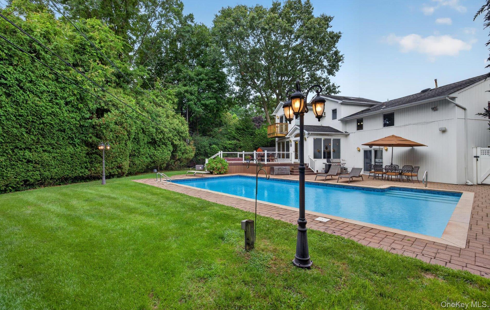 33 Phipps Lane – For Sale photo 44