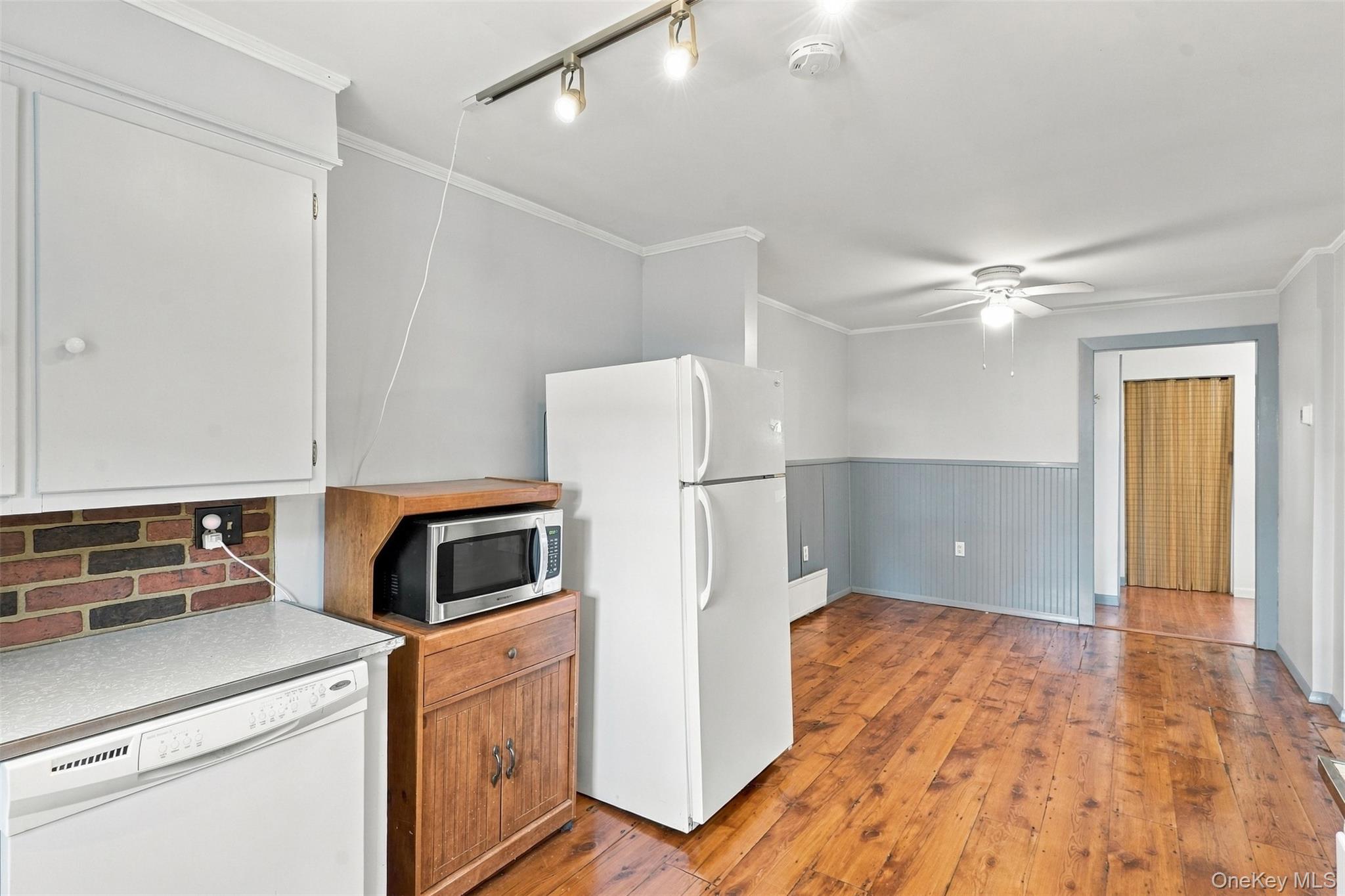 22 Bridge Street – For Sale photo 26