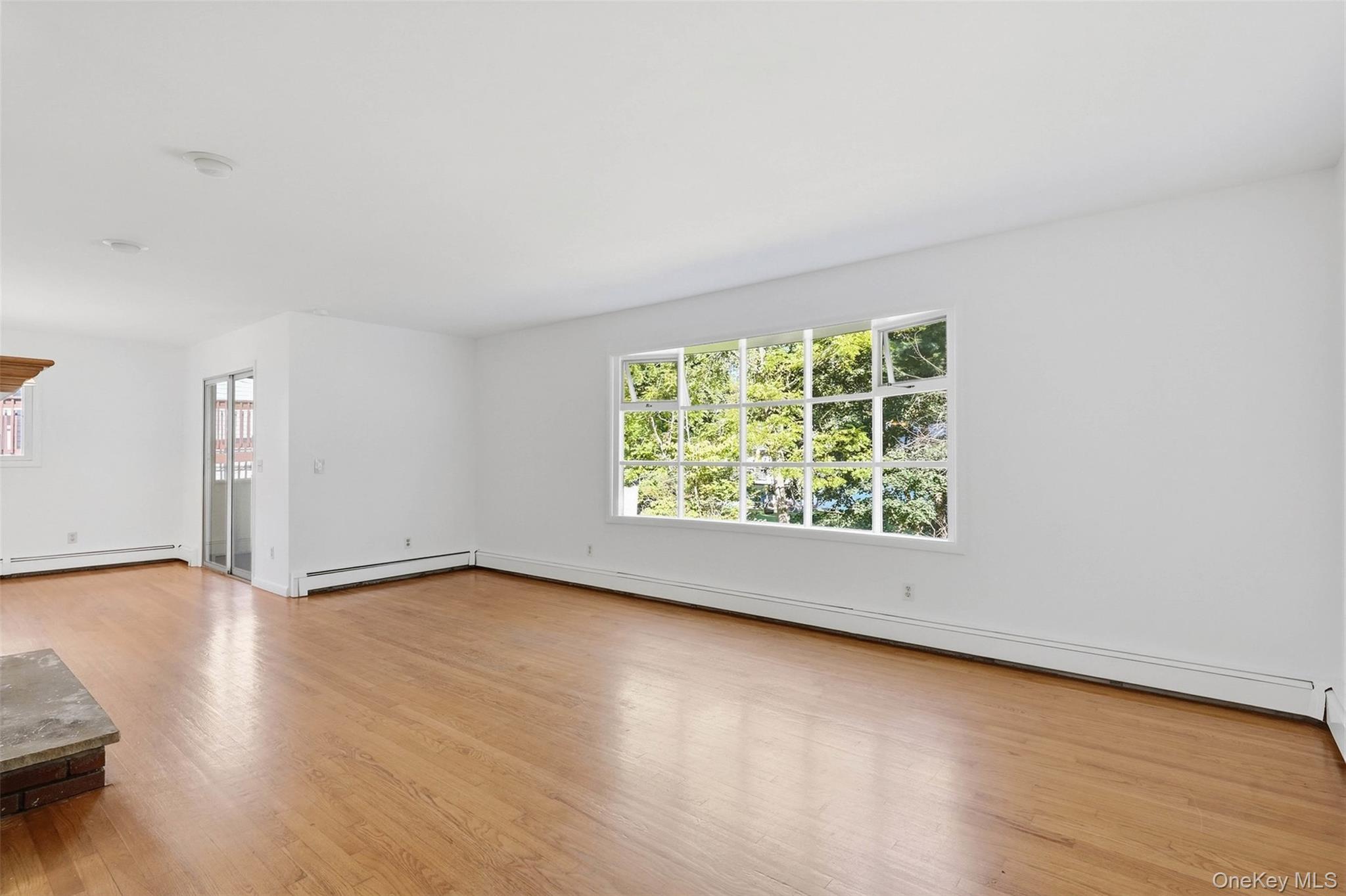 19 Miron Drive – For Sale photo 8