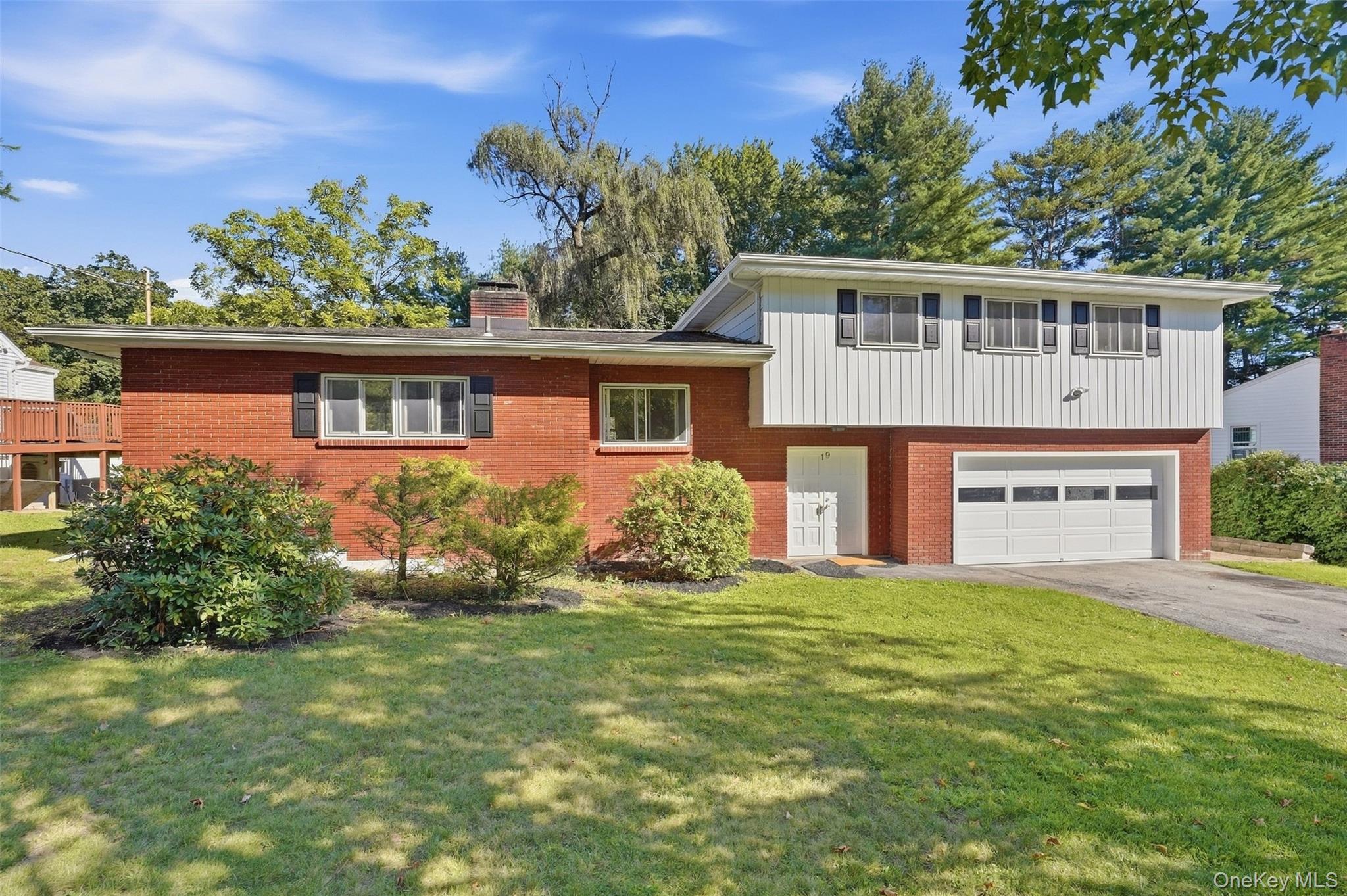 19 Miron Drive – For Sale