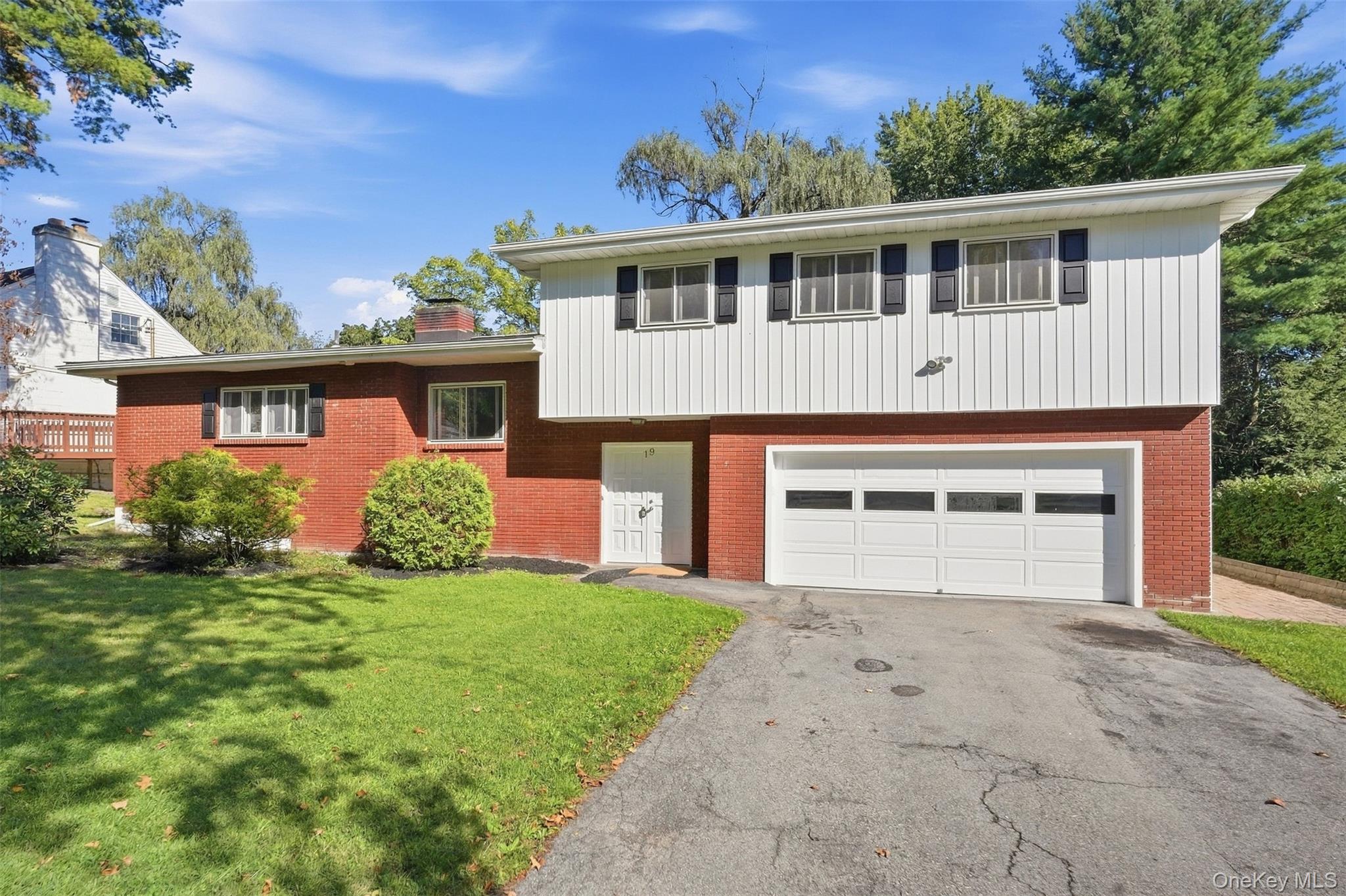19 Miron Drive – For Sale photo 47