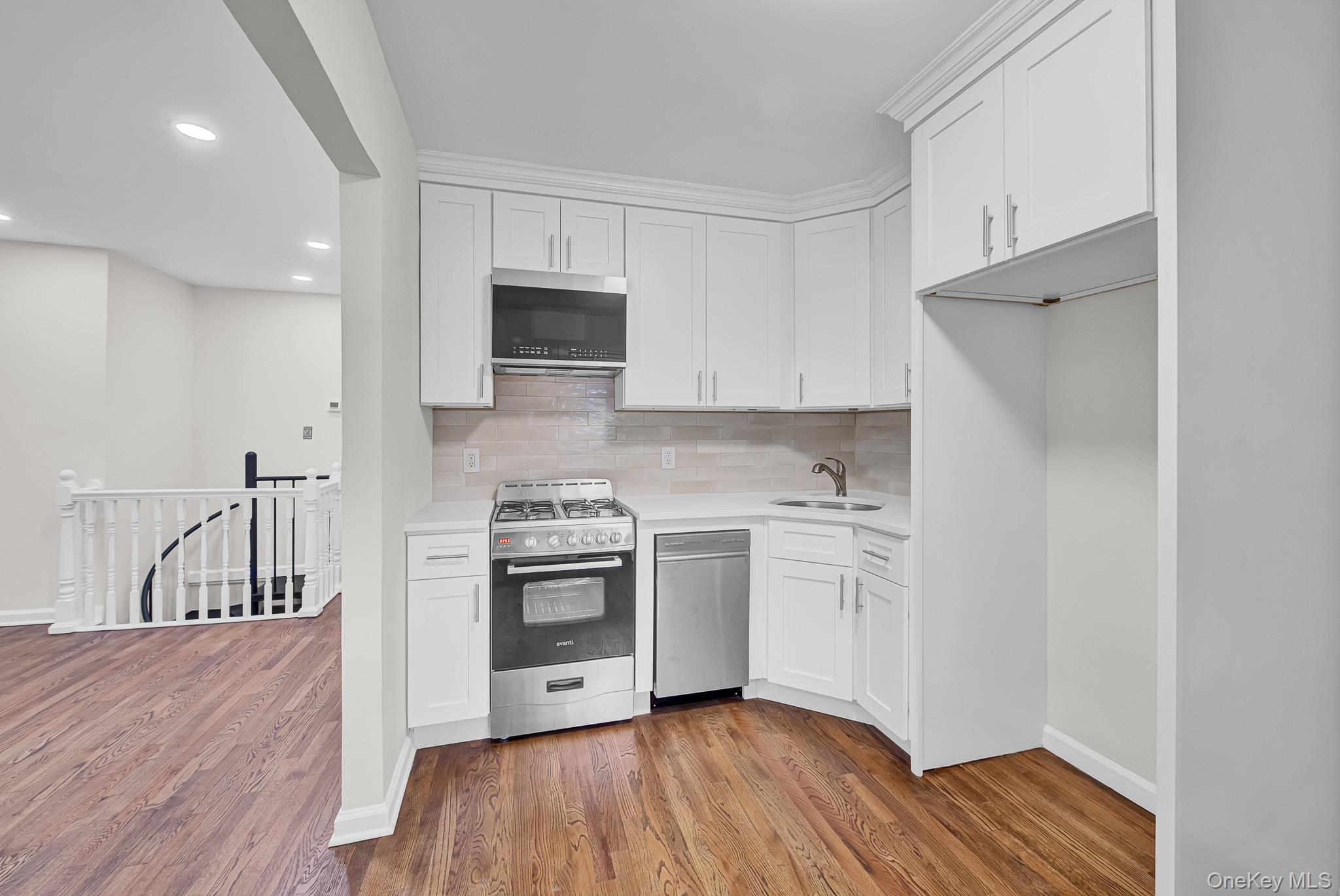 112 E 45th Street – For Sale photo 7