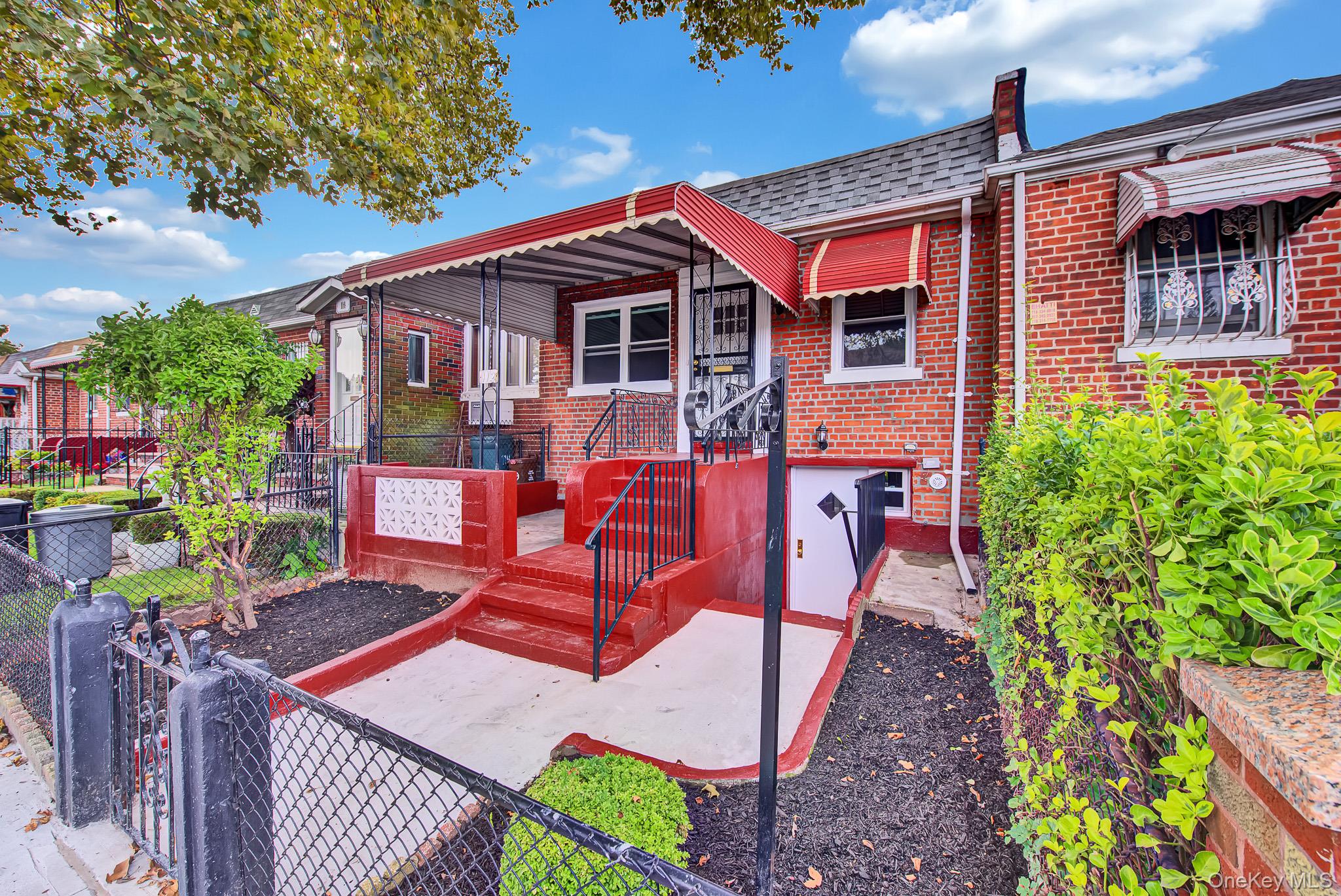112 E 45th Street – For Sale photo 3