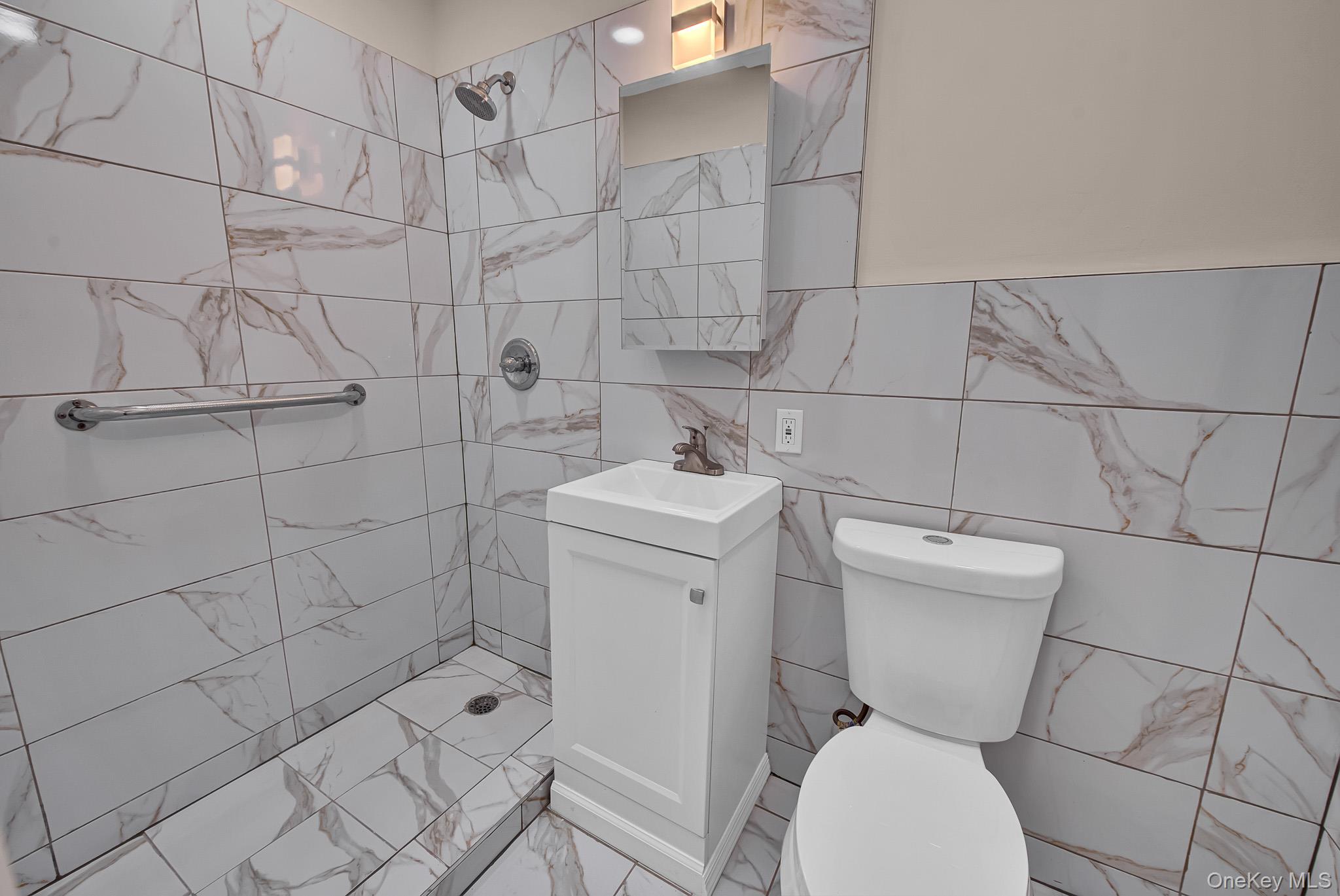 112 E 45th Street – For Sale photo 10