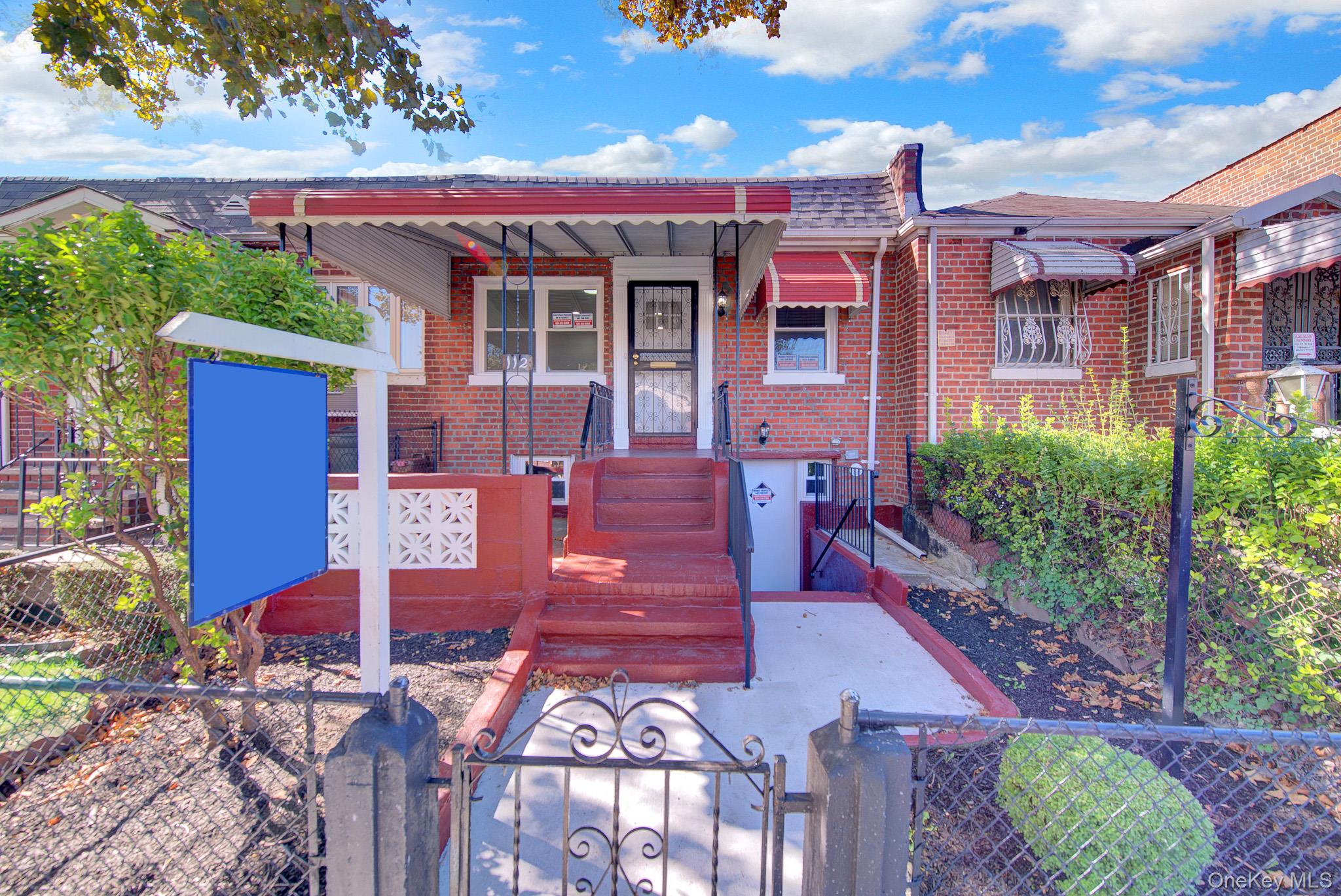 112 E 45th Street – For Sale