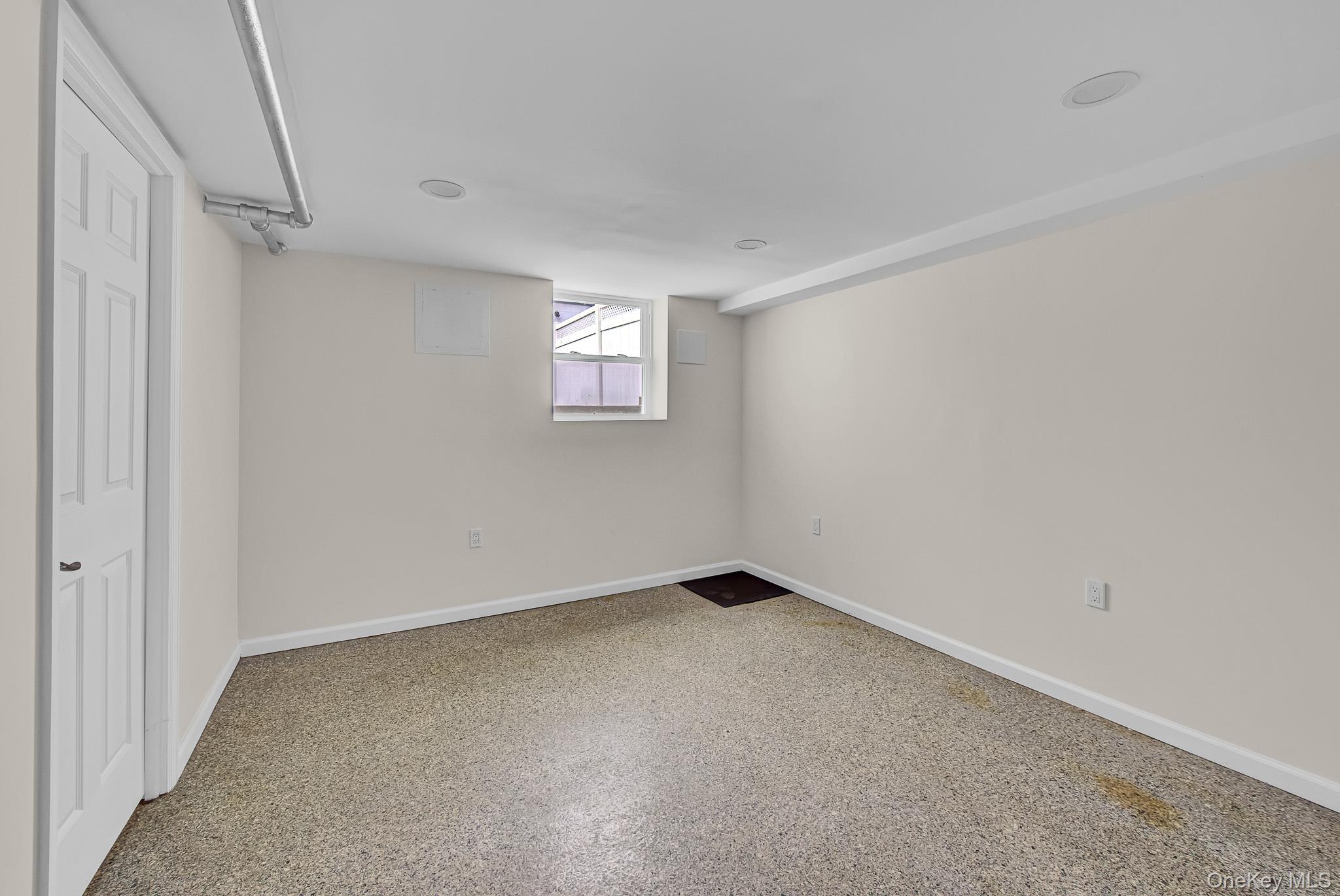 112 E 45th Street – For Sale photo 18