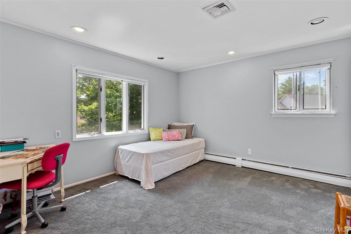 15 Sherwood Lane – For Rent photo 18