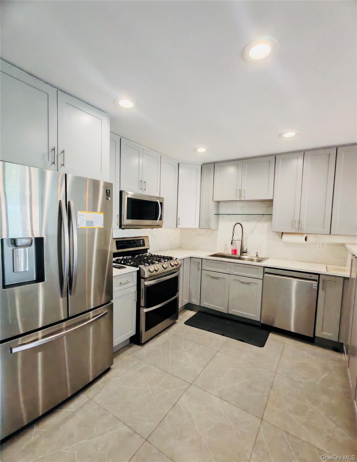 1088 E 73rd Street, Unit 3C photo 4