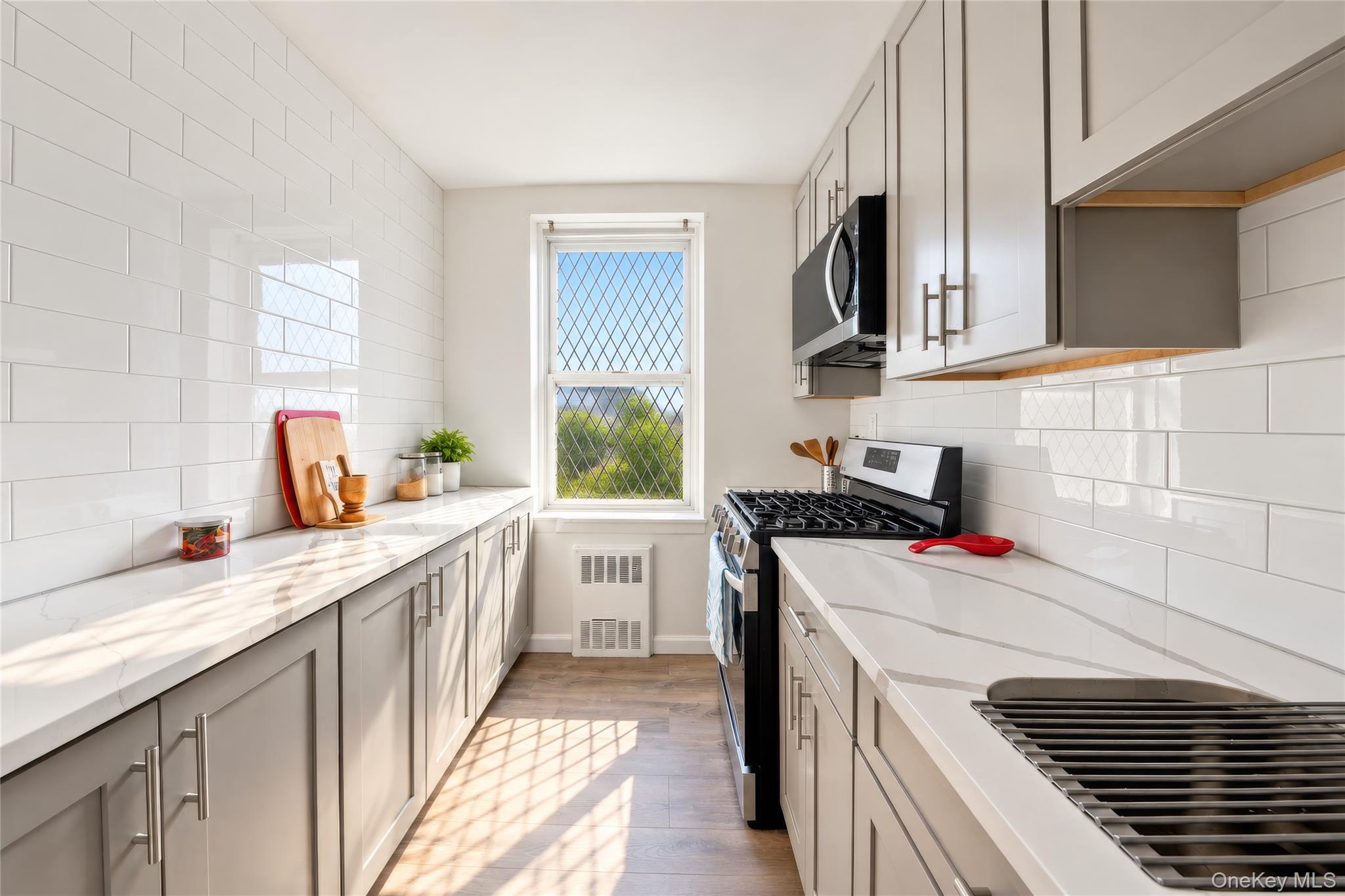 300 N Broadway, Unit 4M photo 9