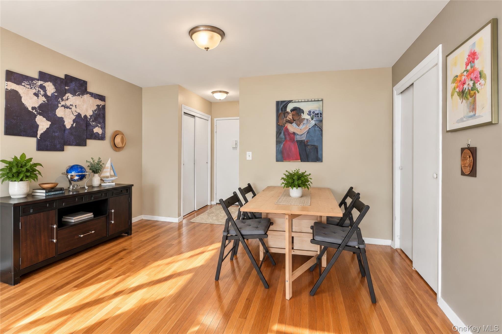 300 N Broadway, Unit 4M photo 16