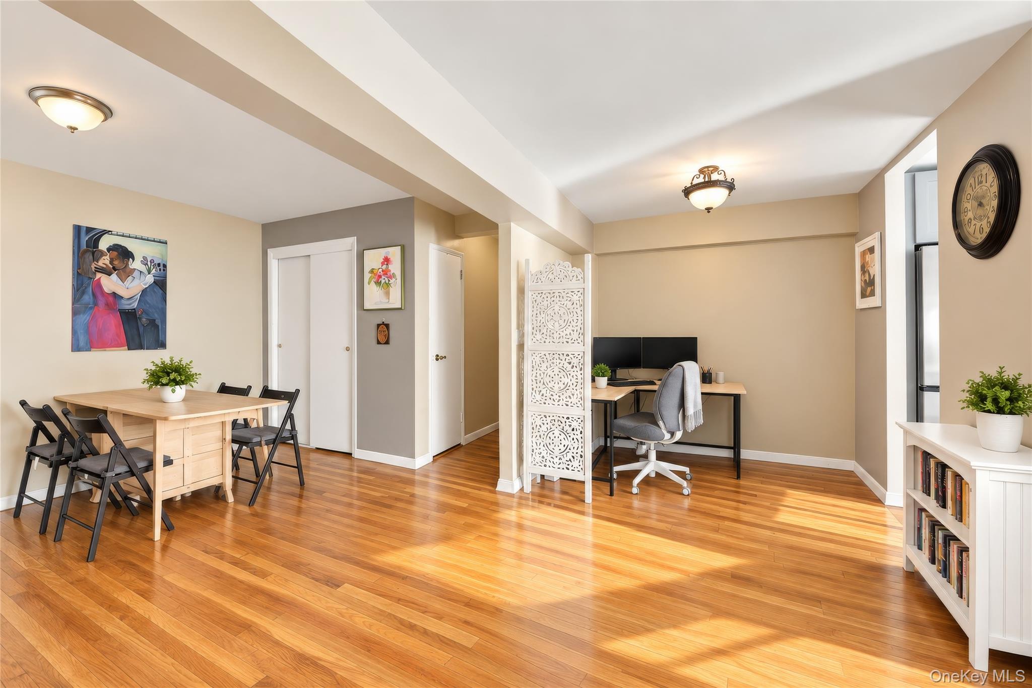300 N Broadway, Unit 4M photo 11