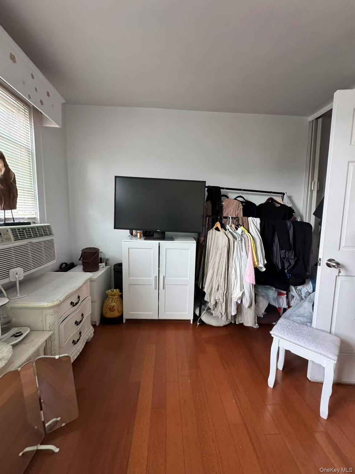 140-24 Quince Avenue – For Sale photo 8
