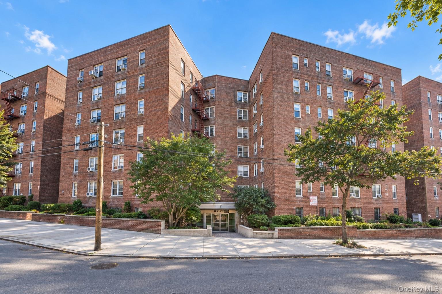 42-25 80th Street, Unit #3R photo 2