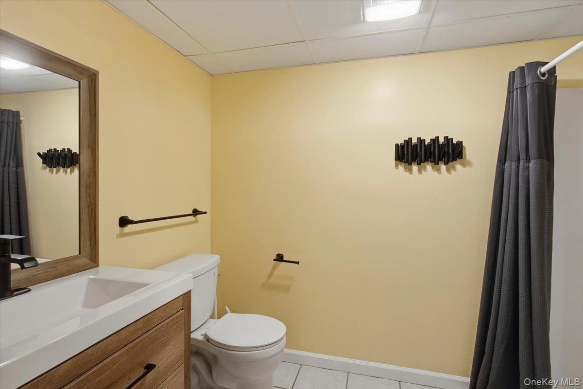 8 E Willow Street – For Sale photo 27
