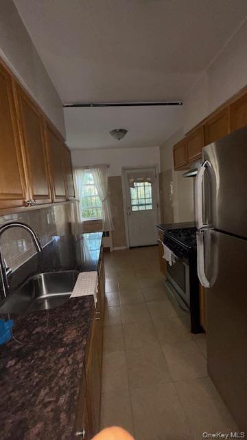 1007 E 223rd Street – For Rent photo 15