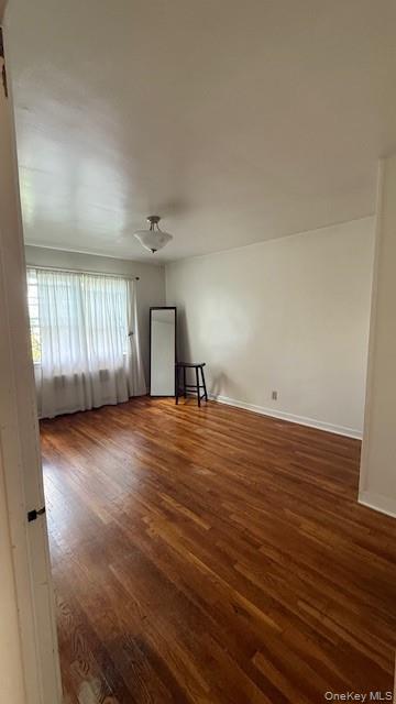 1007 E 223rd Street – For Rent photo 5
