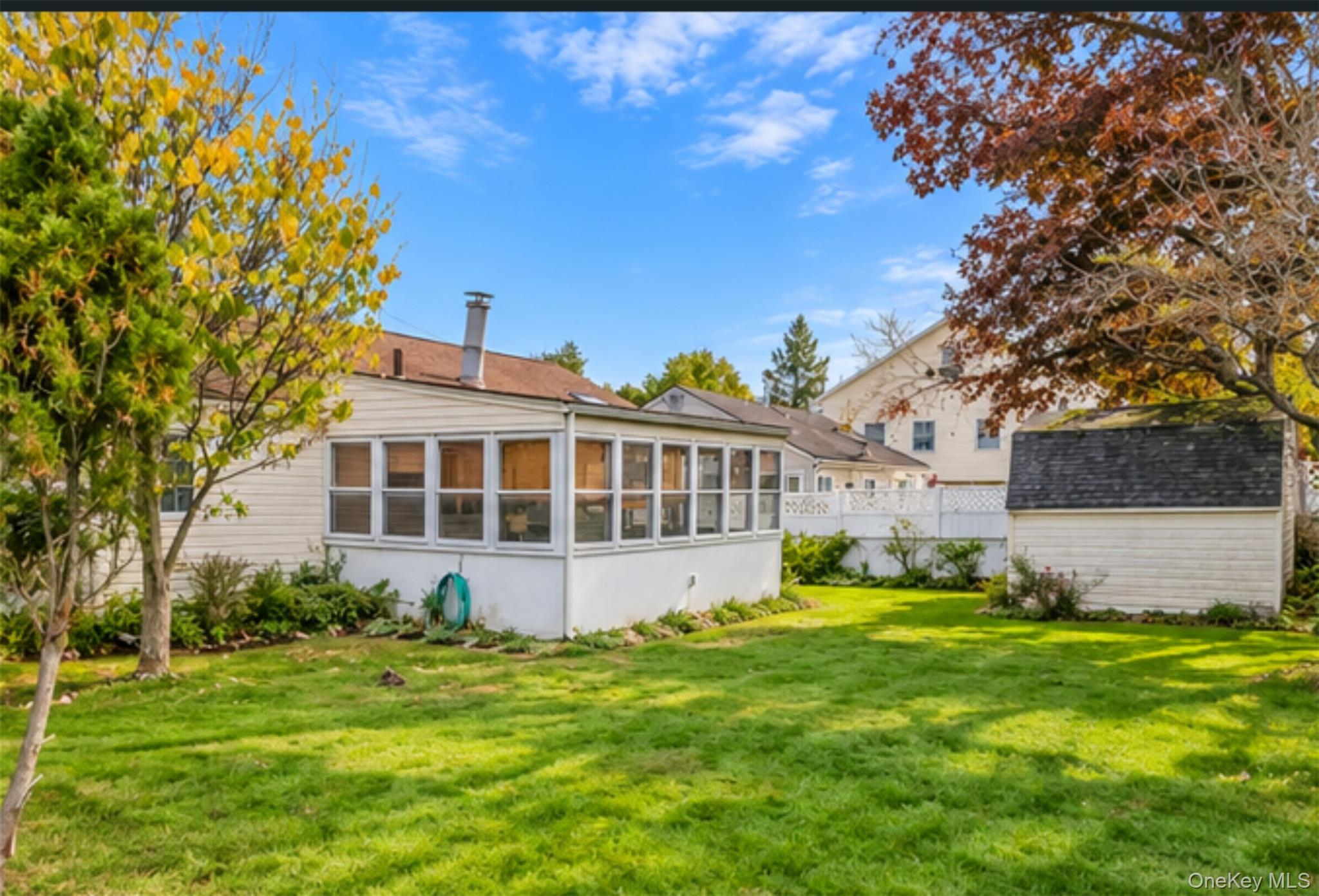2 Maple Avenue – For Sale photo 3