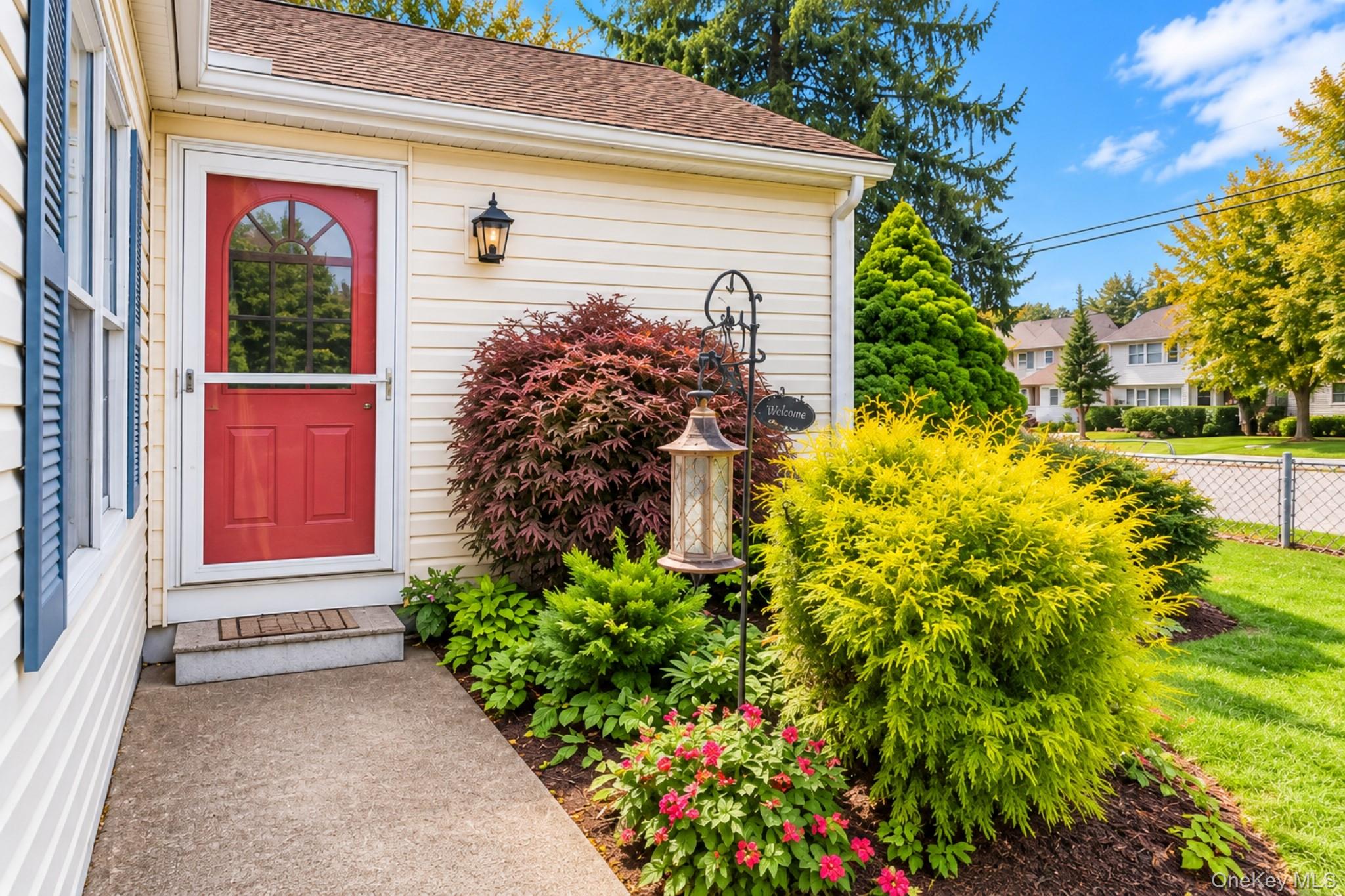 2 Maple Avenue – For Sale photo 2