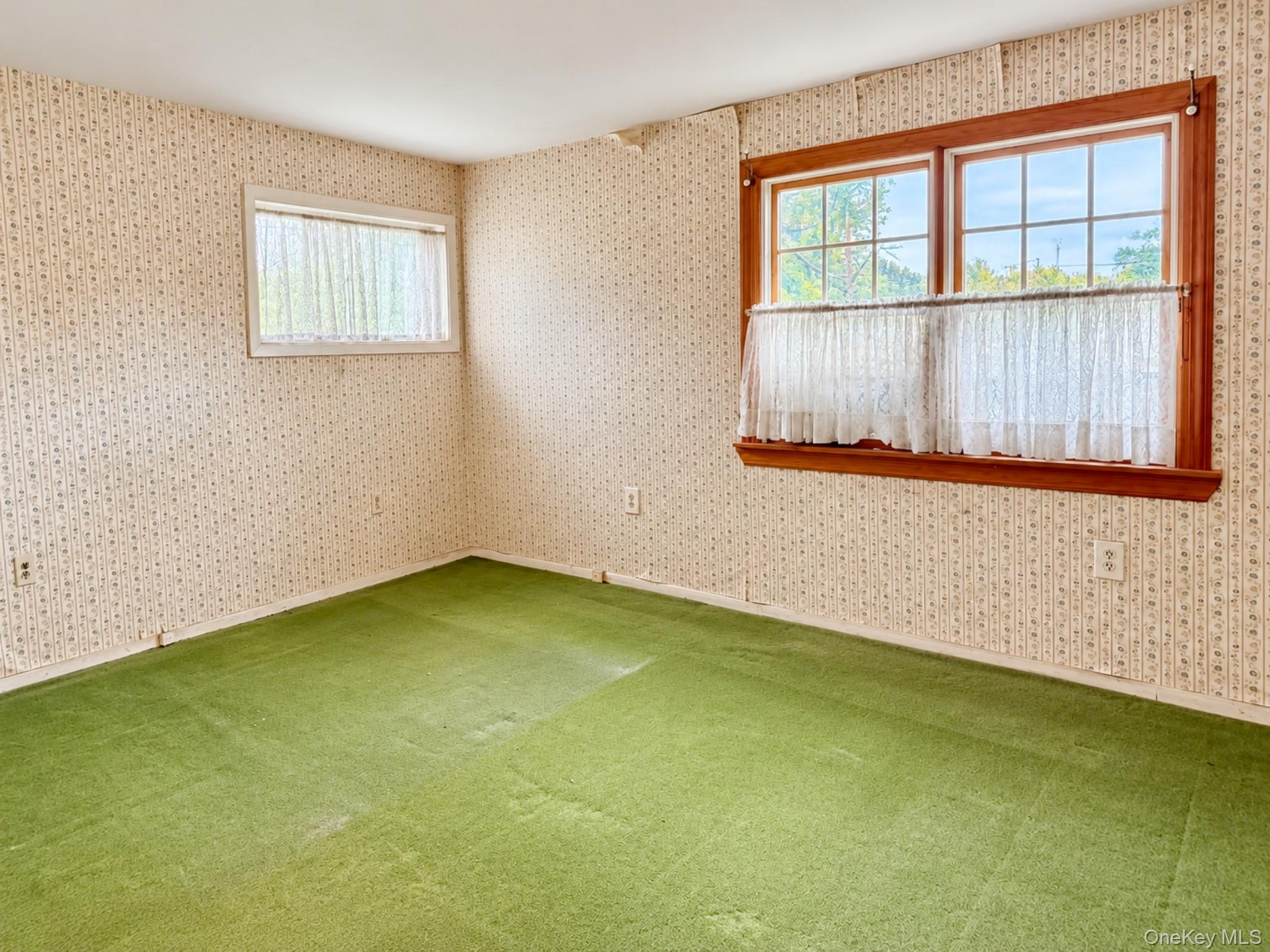 2 Maple Avenue – For Sale photo 18