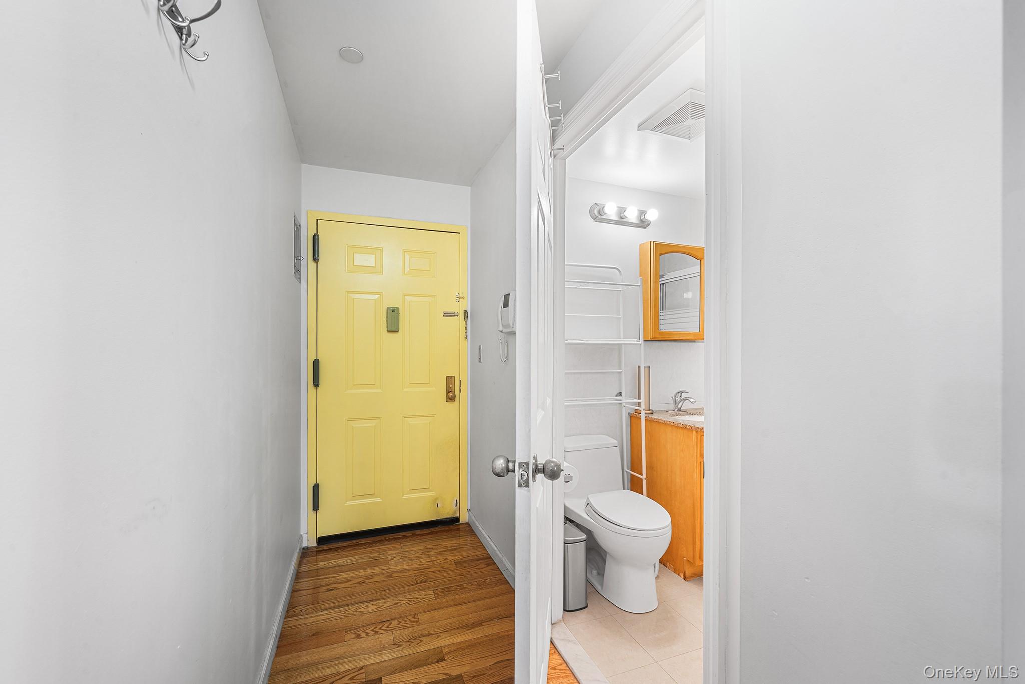 139-39 35th Avenue, Unit 3E photo 2