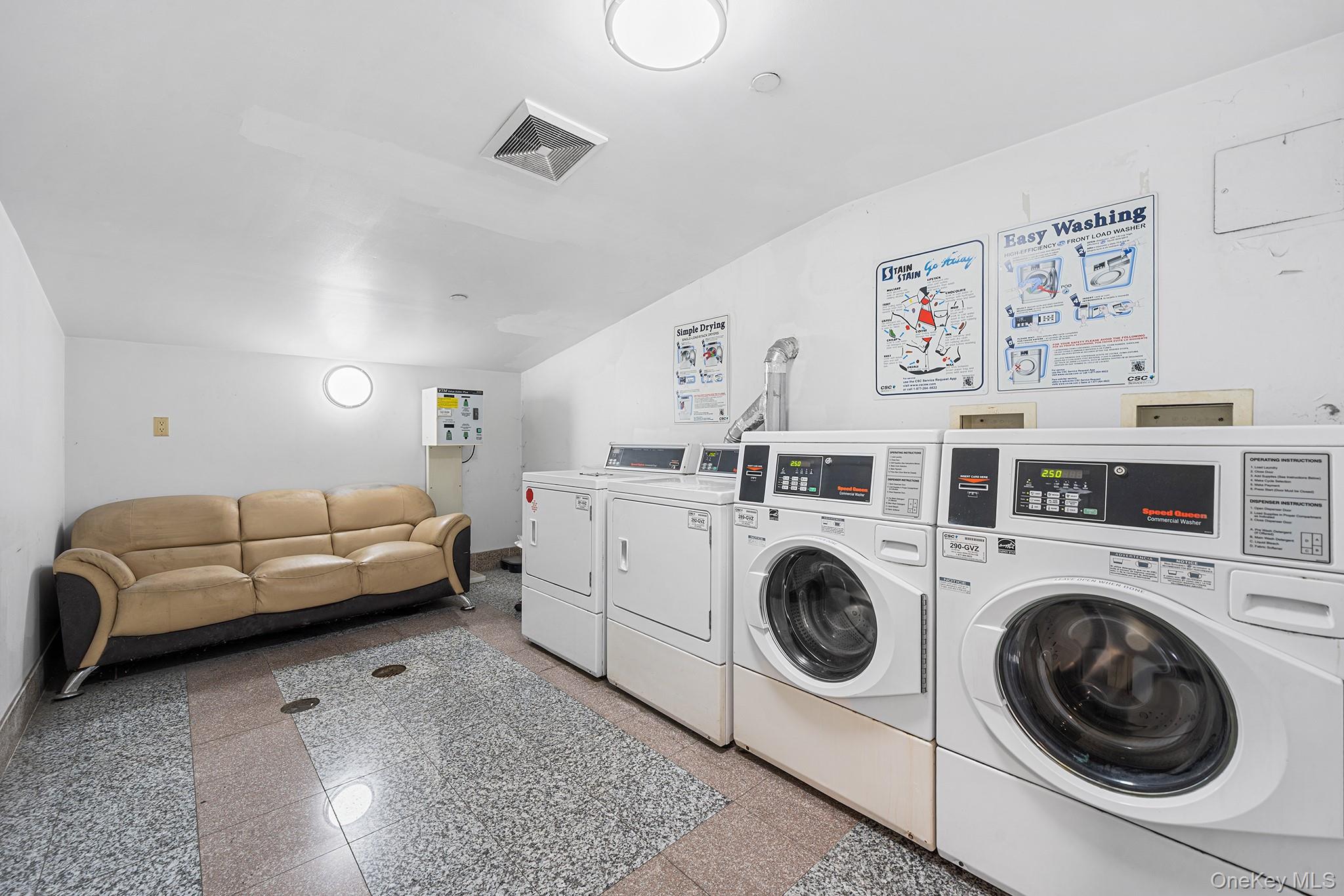 139-39 35th Avenue, Unit 3E photo 13