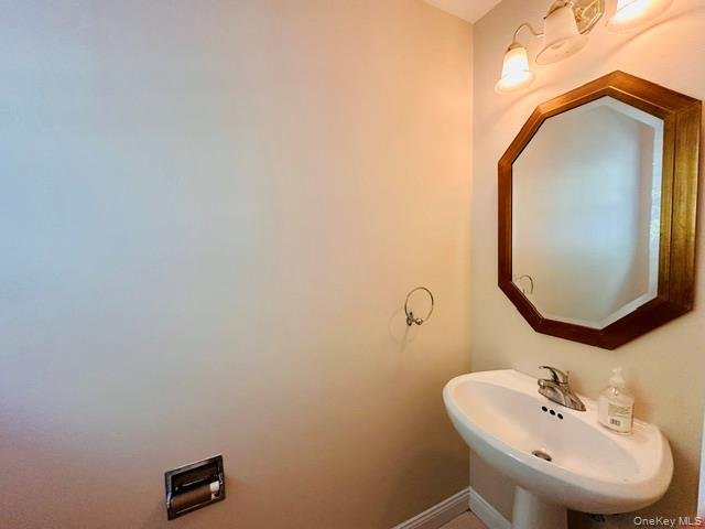 51 Winding Ridge Road – For Rent photo 12