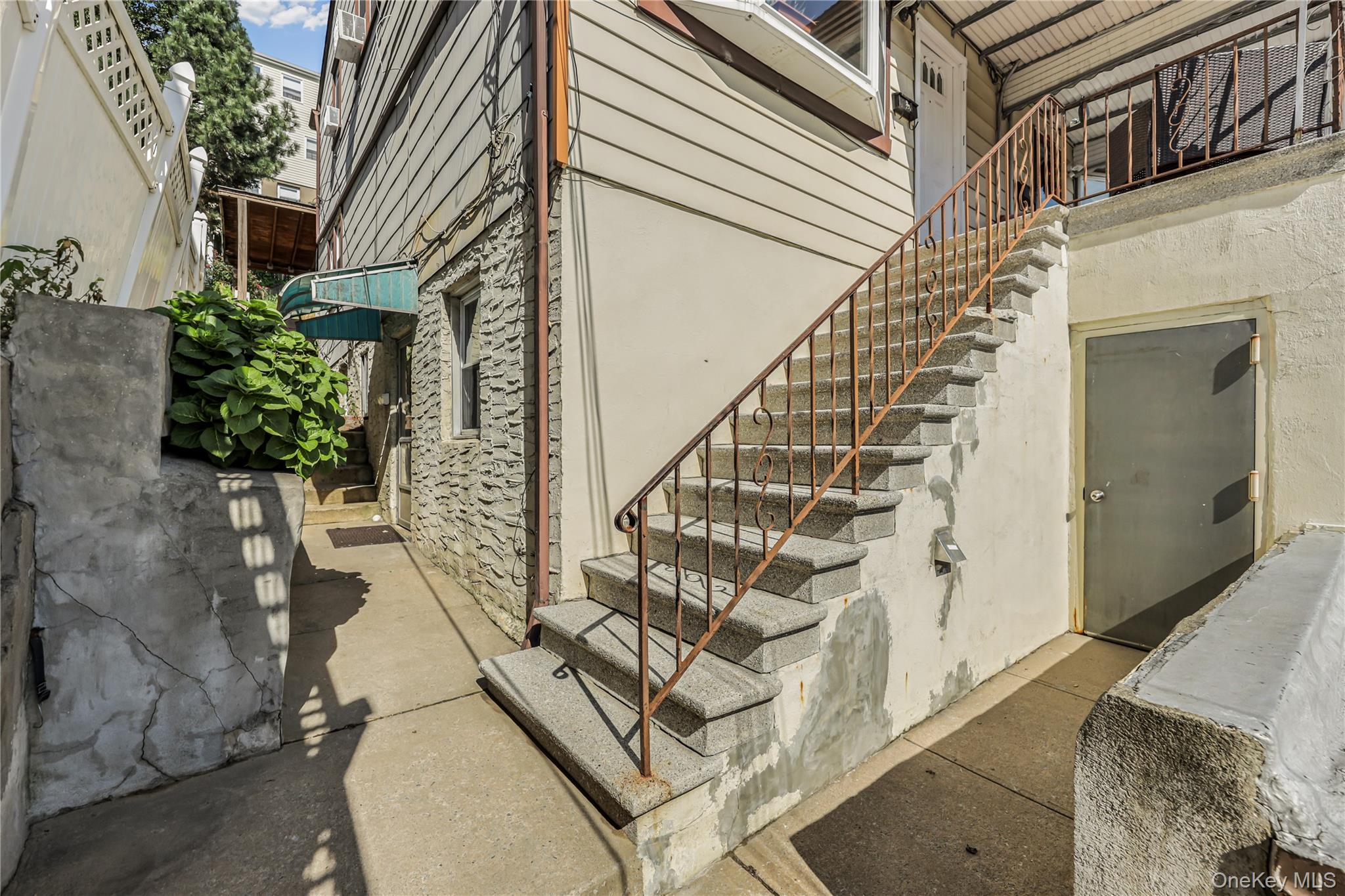 187 Woodland Avenue – For Sale photo 3