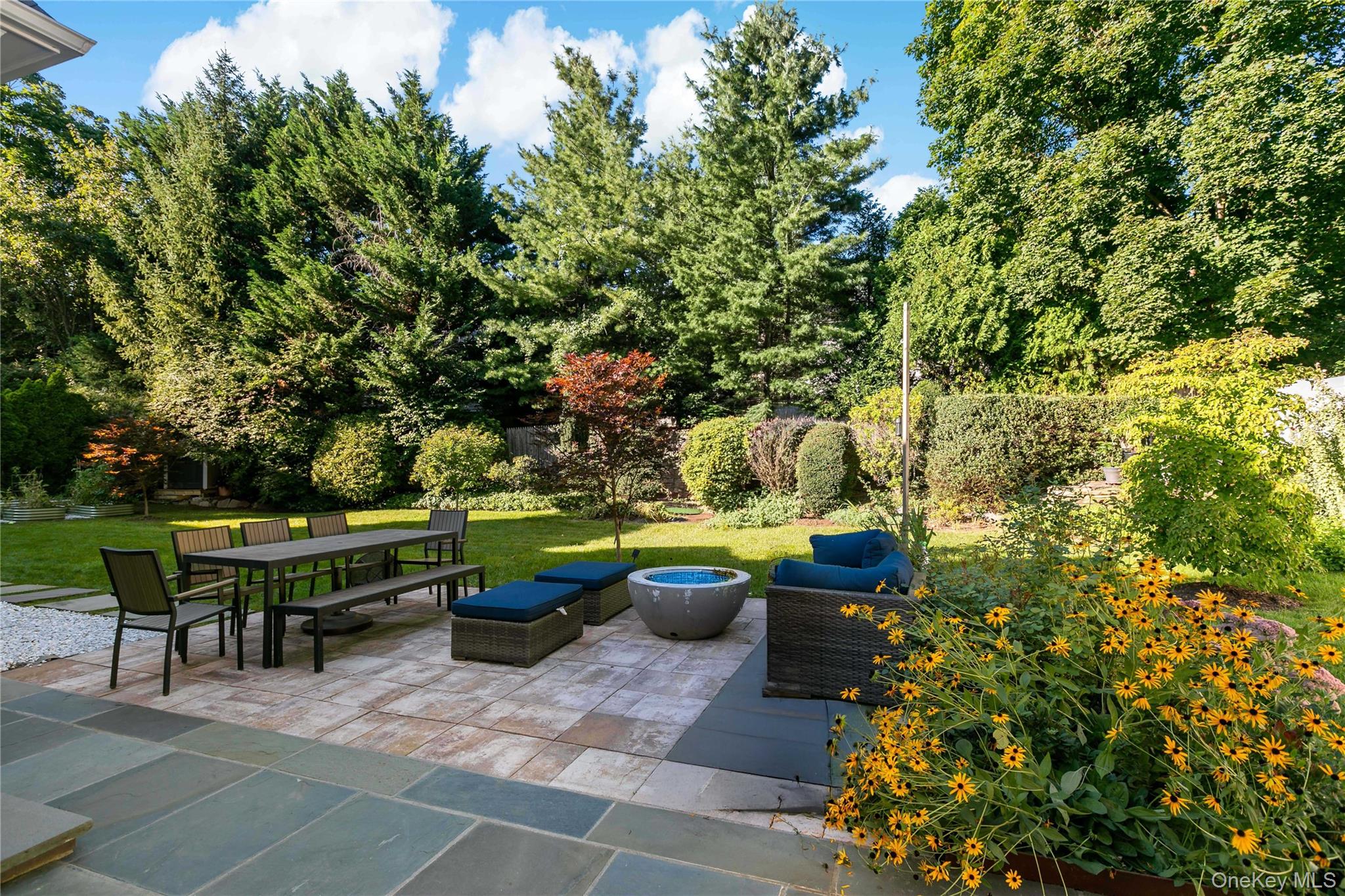 1 Stoneleigh Close – For Sale photo 5