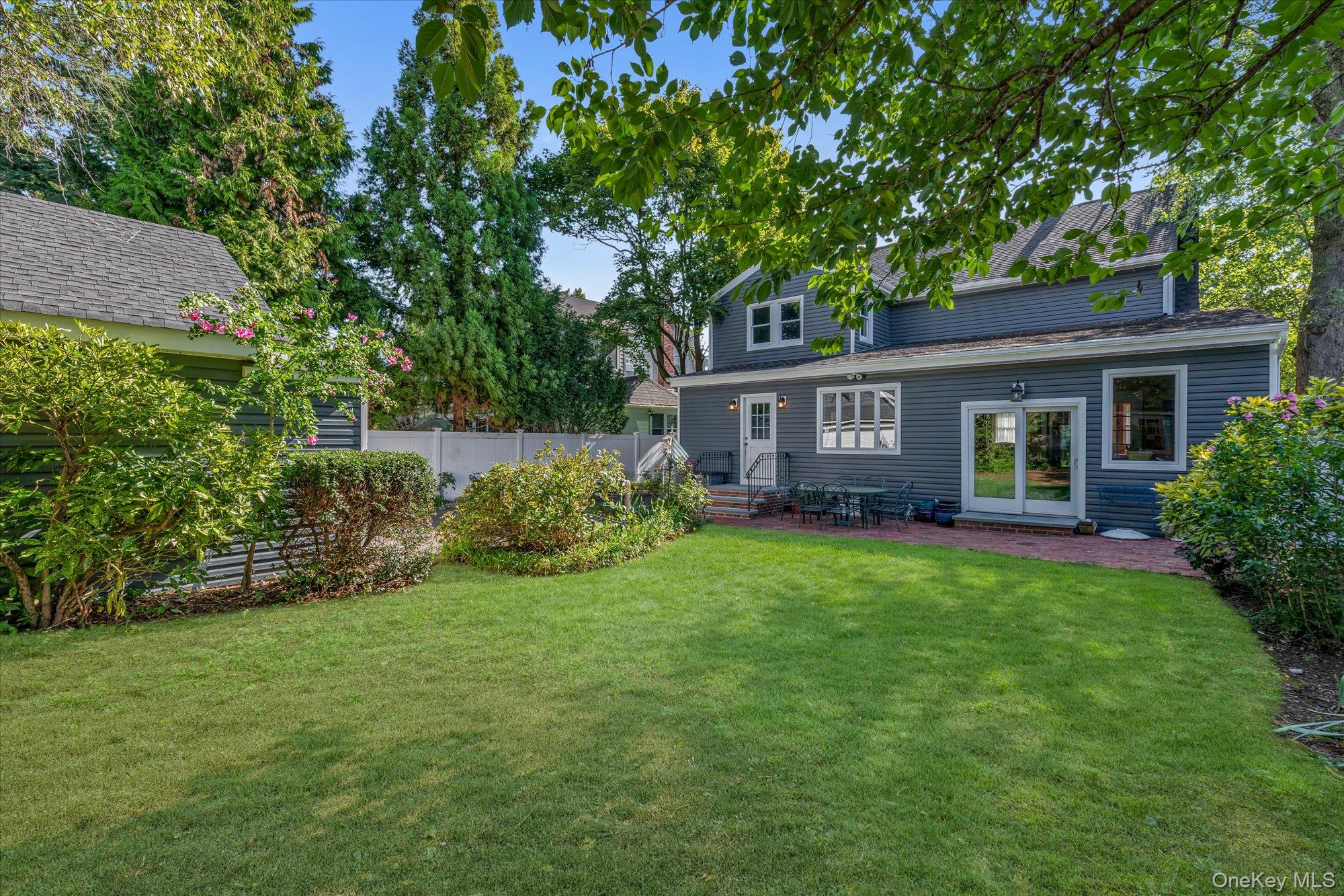 238 Burtis Avenue – For Sale photo 24