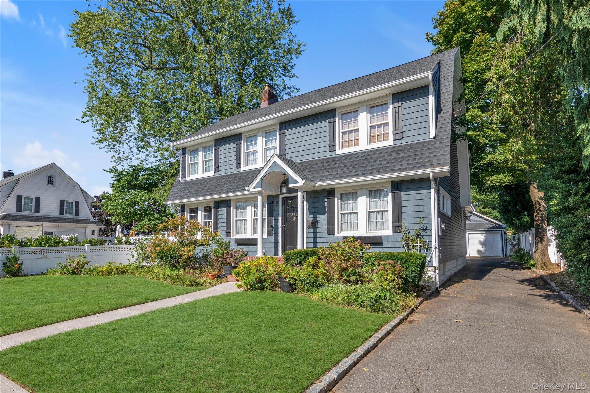 238 Burtis Avenue – For Sale photo 26