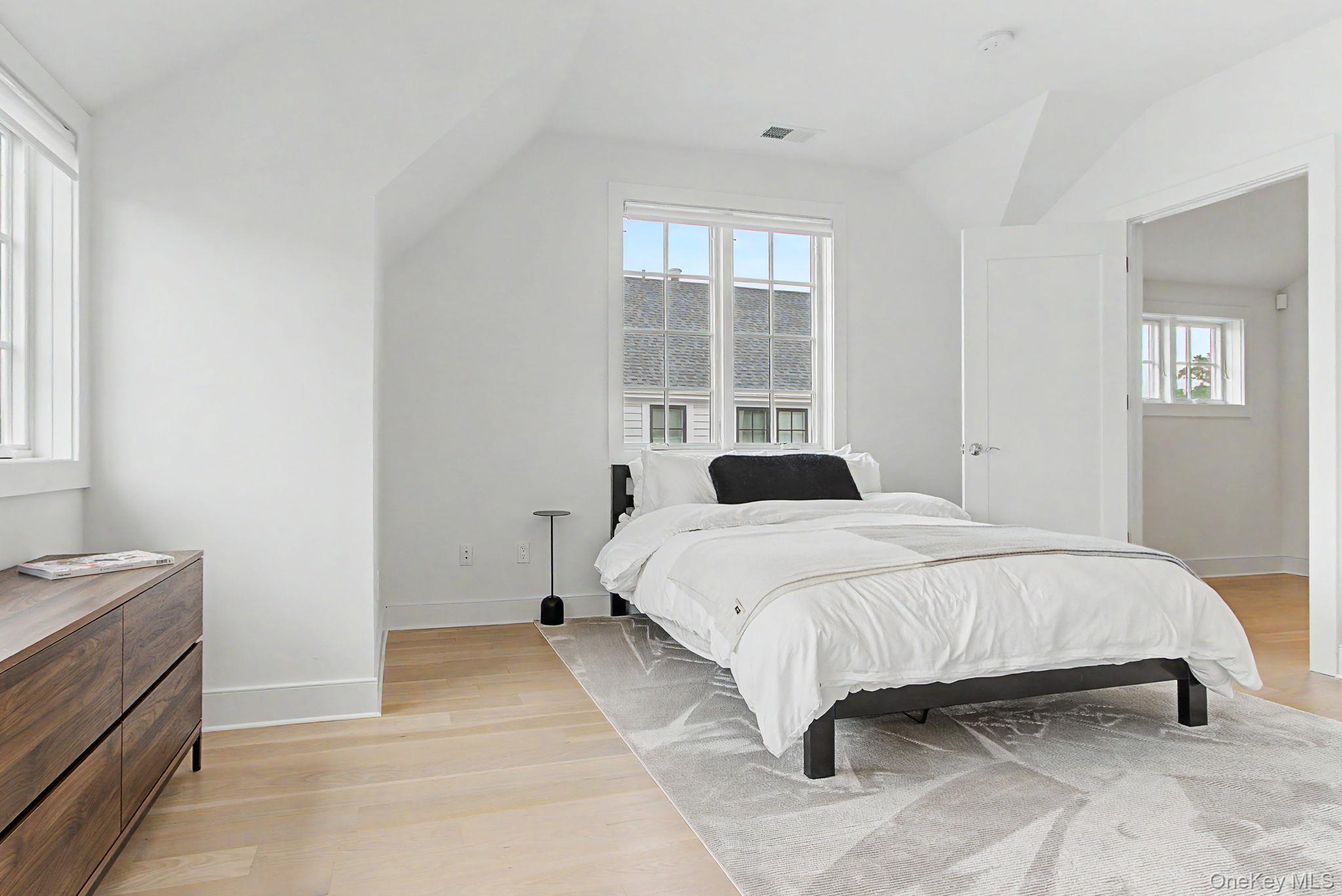 8 Jasmine Lane – For Sale photo 31